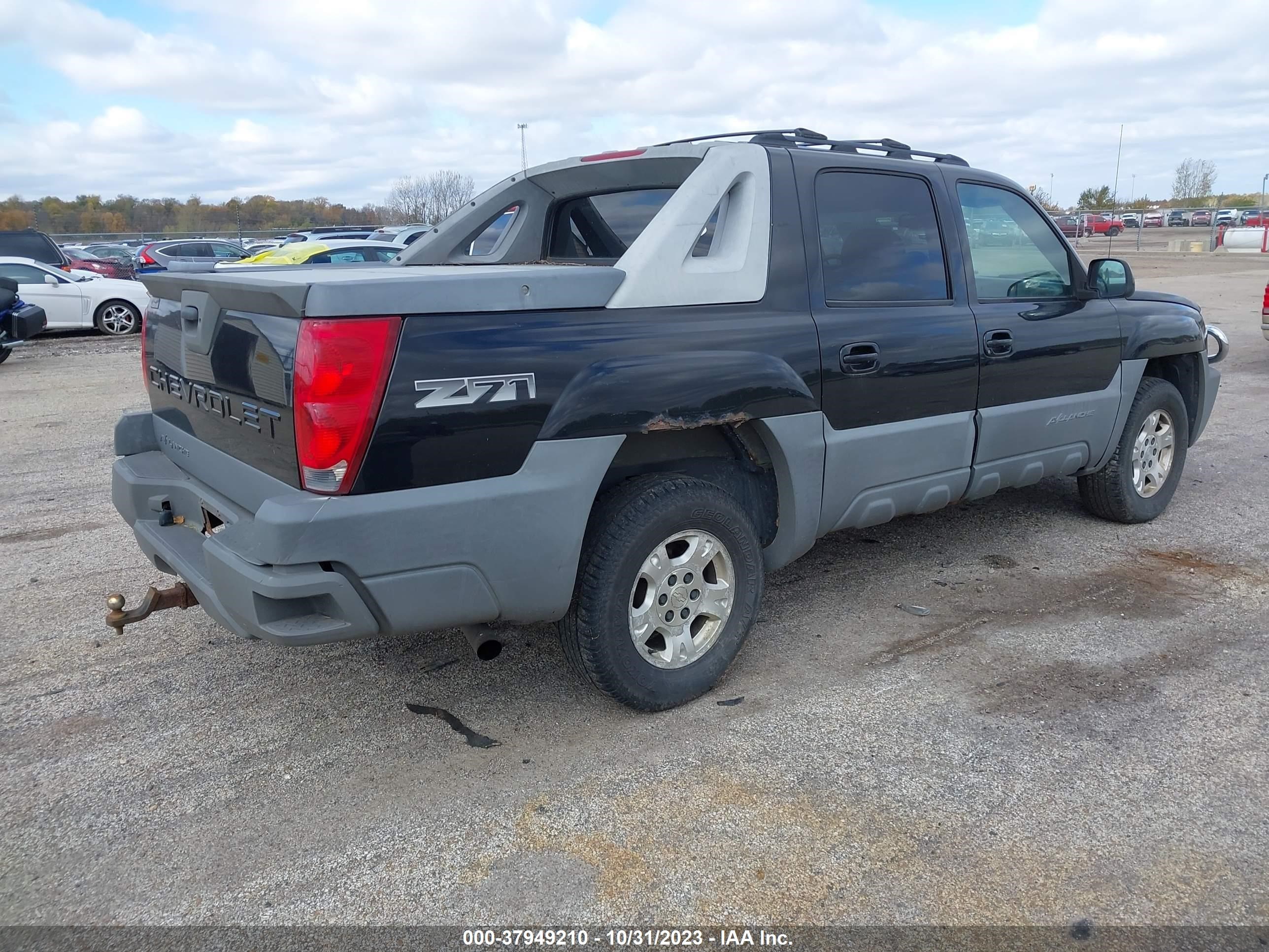 Photo 3 VIN: 3GNEK13T32G241648 - CHEVROLET AVALANCHE 