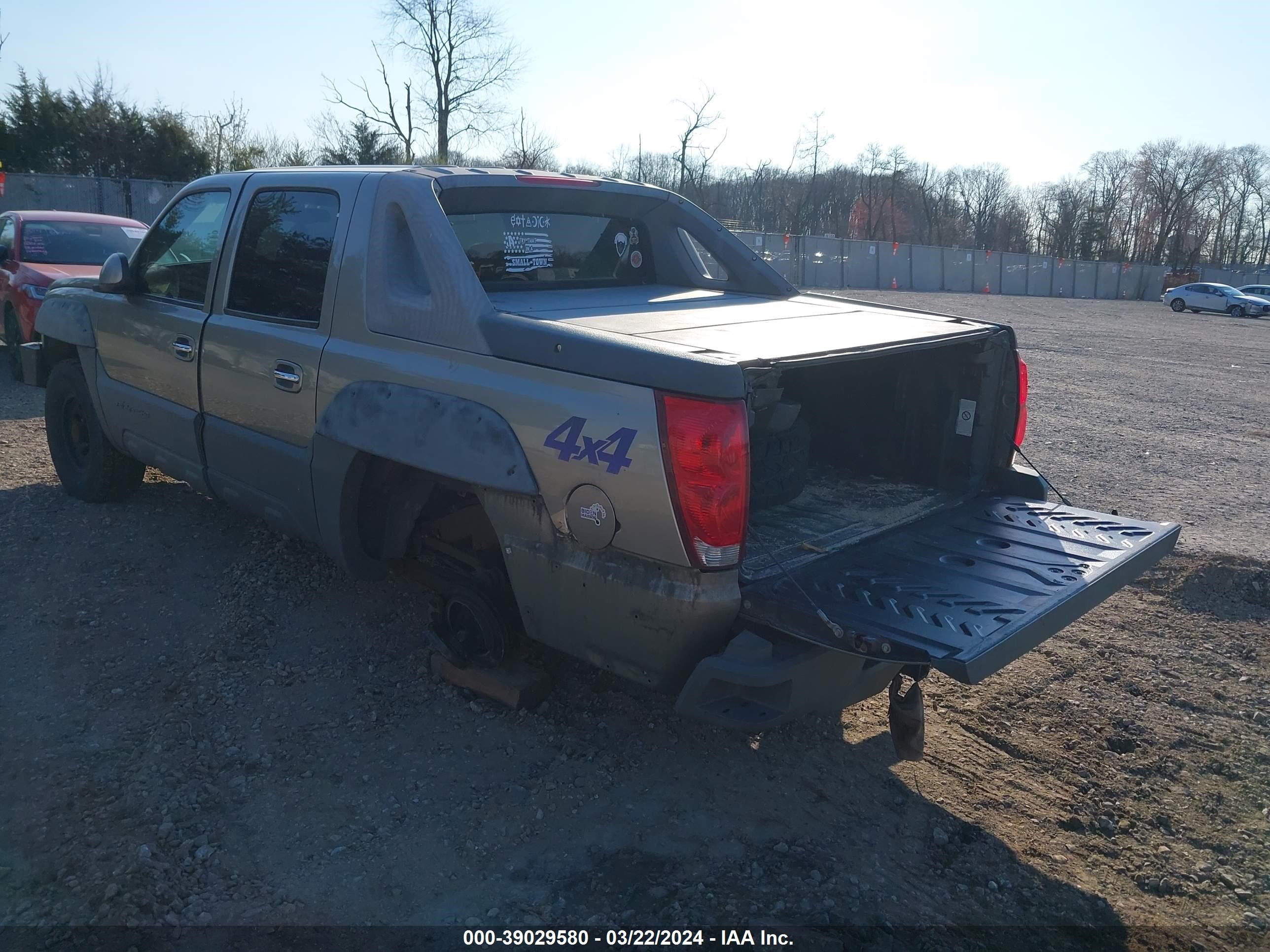 Photo 2 VIN: 3GNEK13T42G287103 - CHEVROLET AVALANCHE 