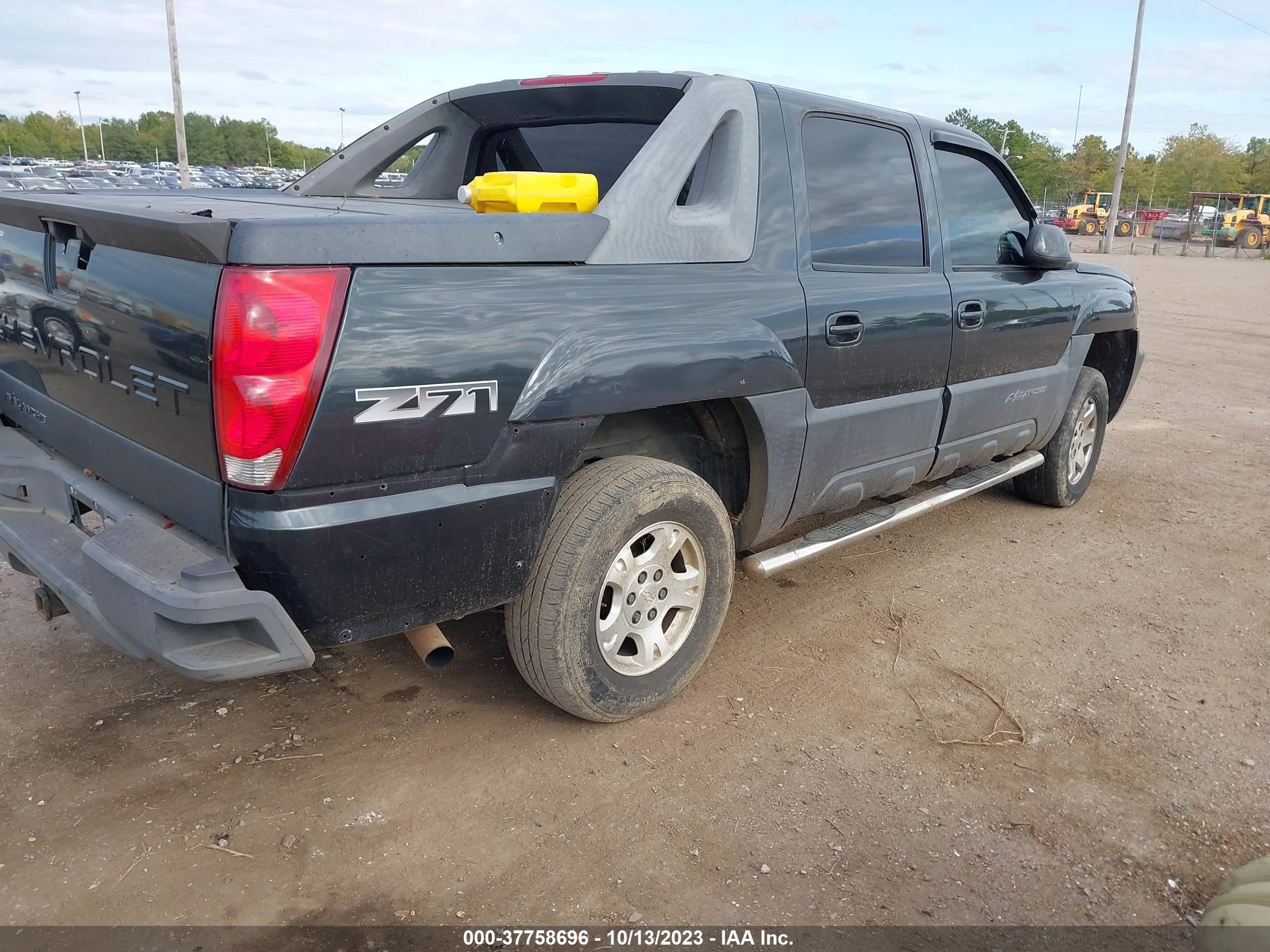 Photo 3 VIN: 3GNEK13T53G306890 - CHEVROLET AVALANCHE 