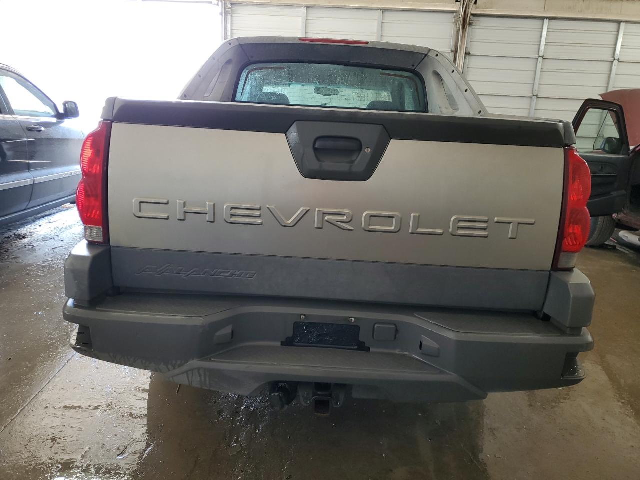 Photo 5 VIN: 3GNEK13T62G231275 - CHEVROLET AVALANCHE 