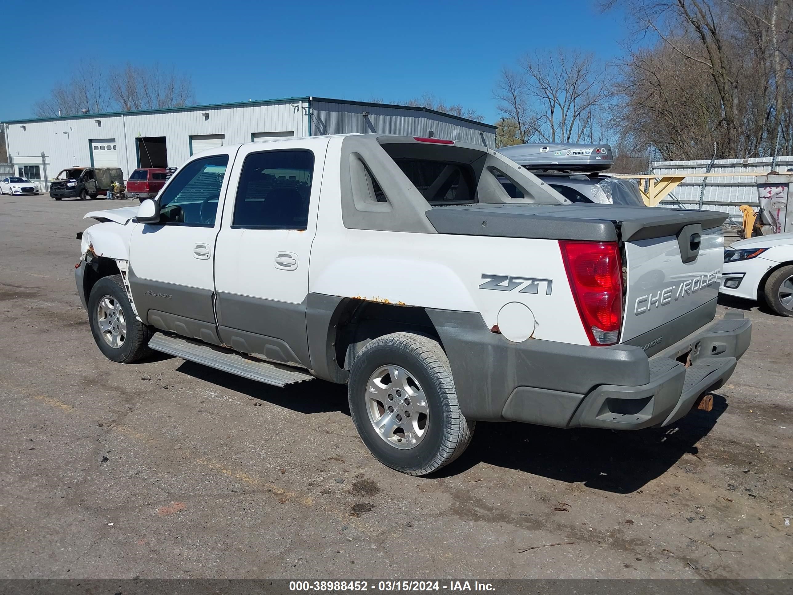 Photo 2 VIN: 3GNEK13T72G191613 - CHEVROLET AVALANCHE 