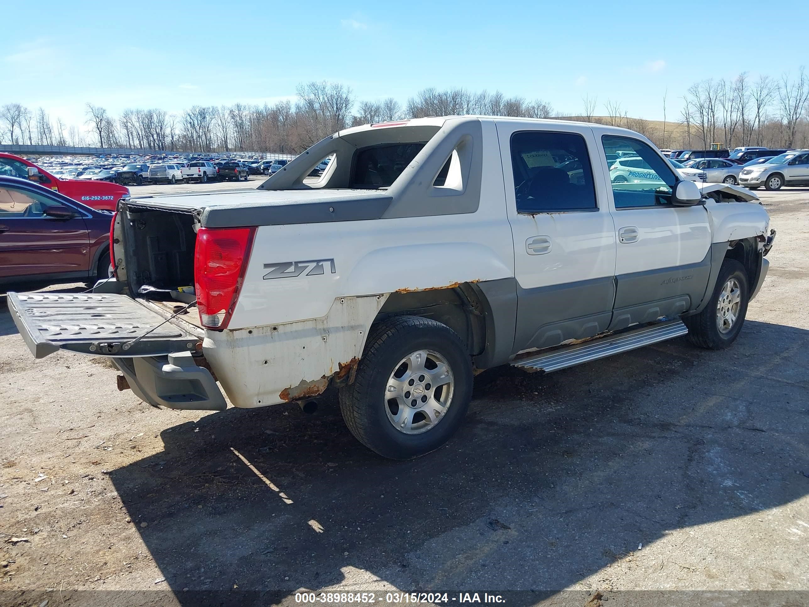 Photo 3 VIN: 3GNEK13T72G191613 - CHEVROLET AVALANCHE 