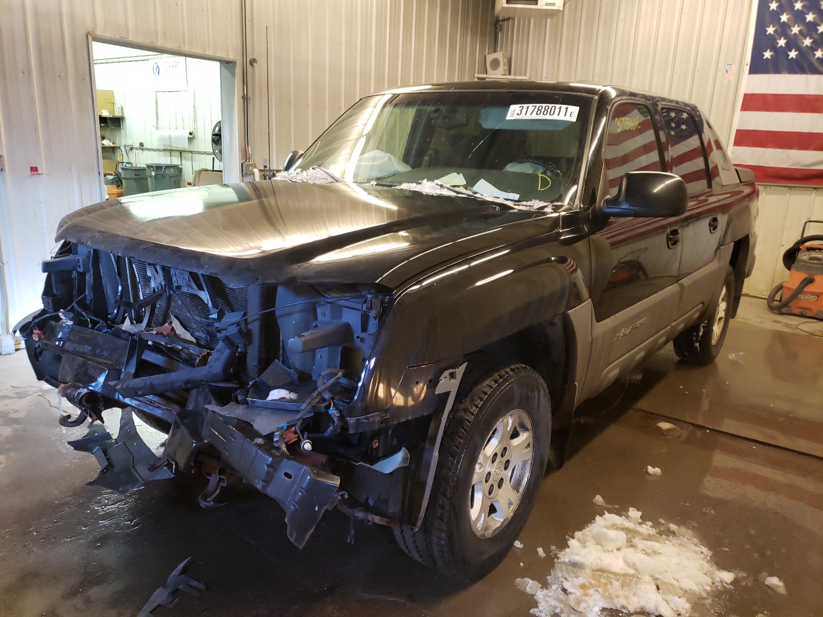 Photo 1 VIN: 3GNEK13T72G272272 - CHEVROLET AVALANCHE 