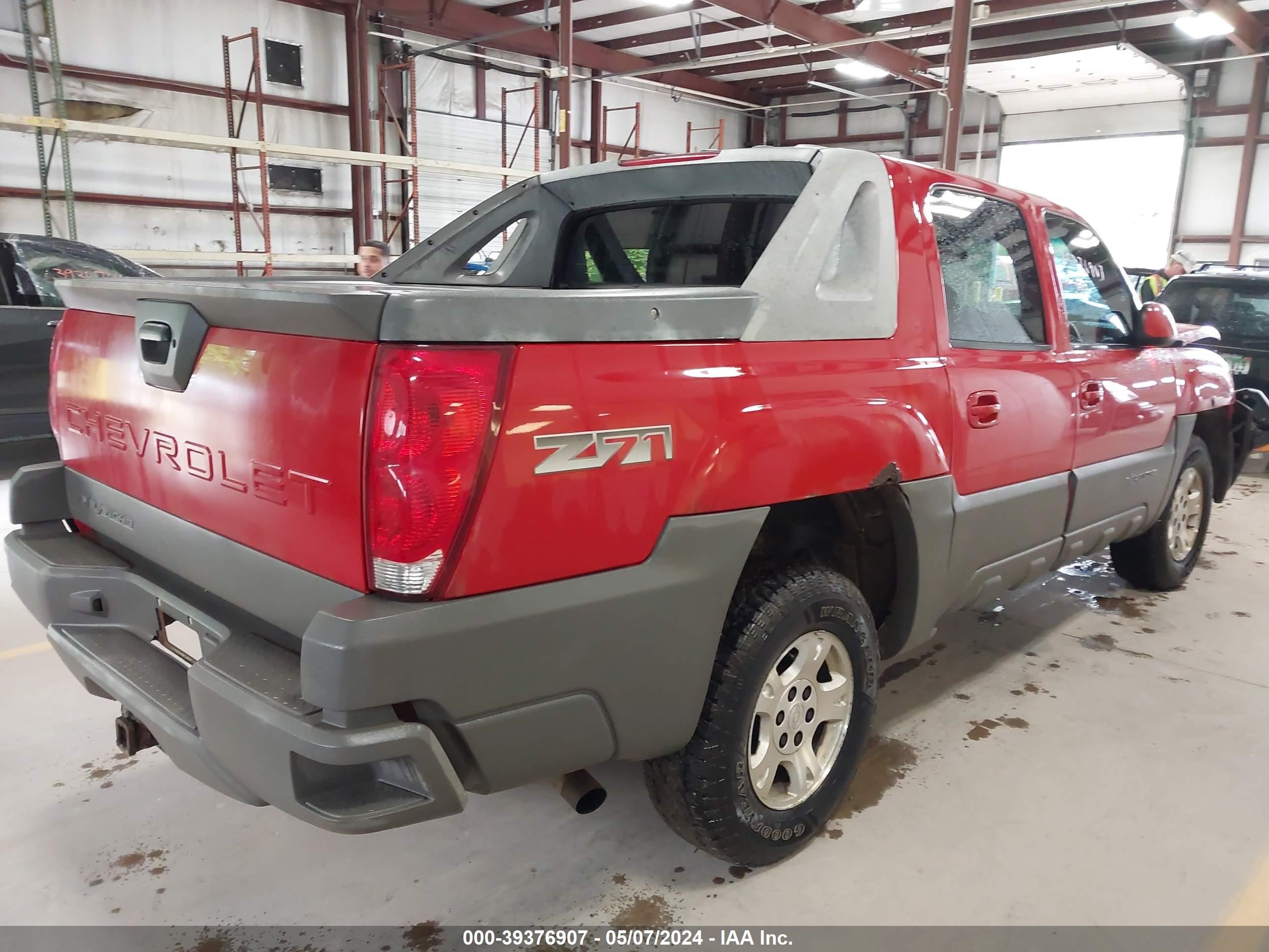 Photo 3 VIN: 3GNEK13T82G271776 - CHEVROLET AVALANCHE 