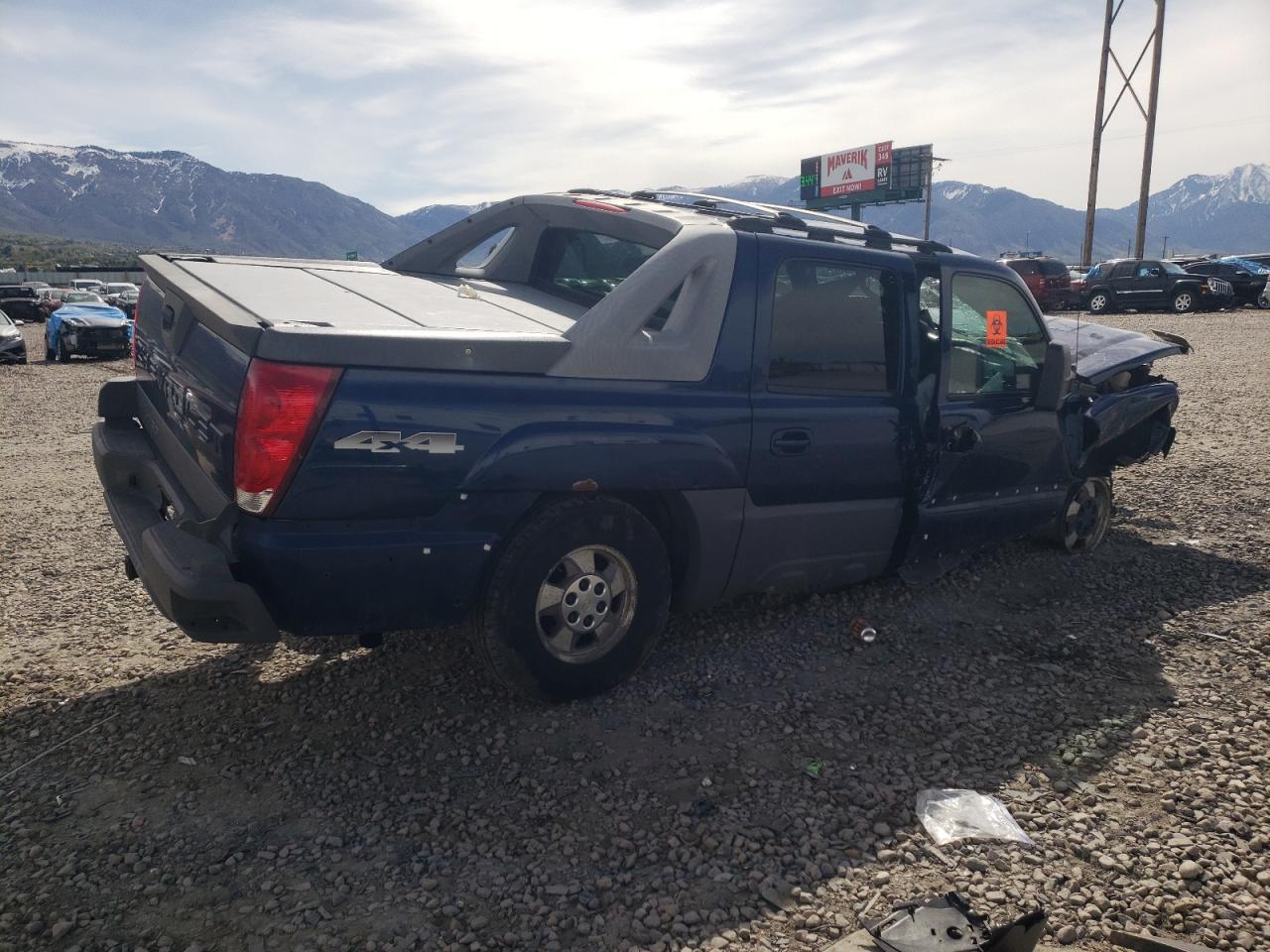 Photo 2 VIN: 3GNEK13T92G238060 - CHEVROLET AVALANCHE 