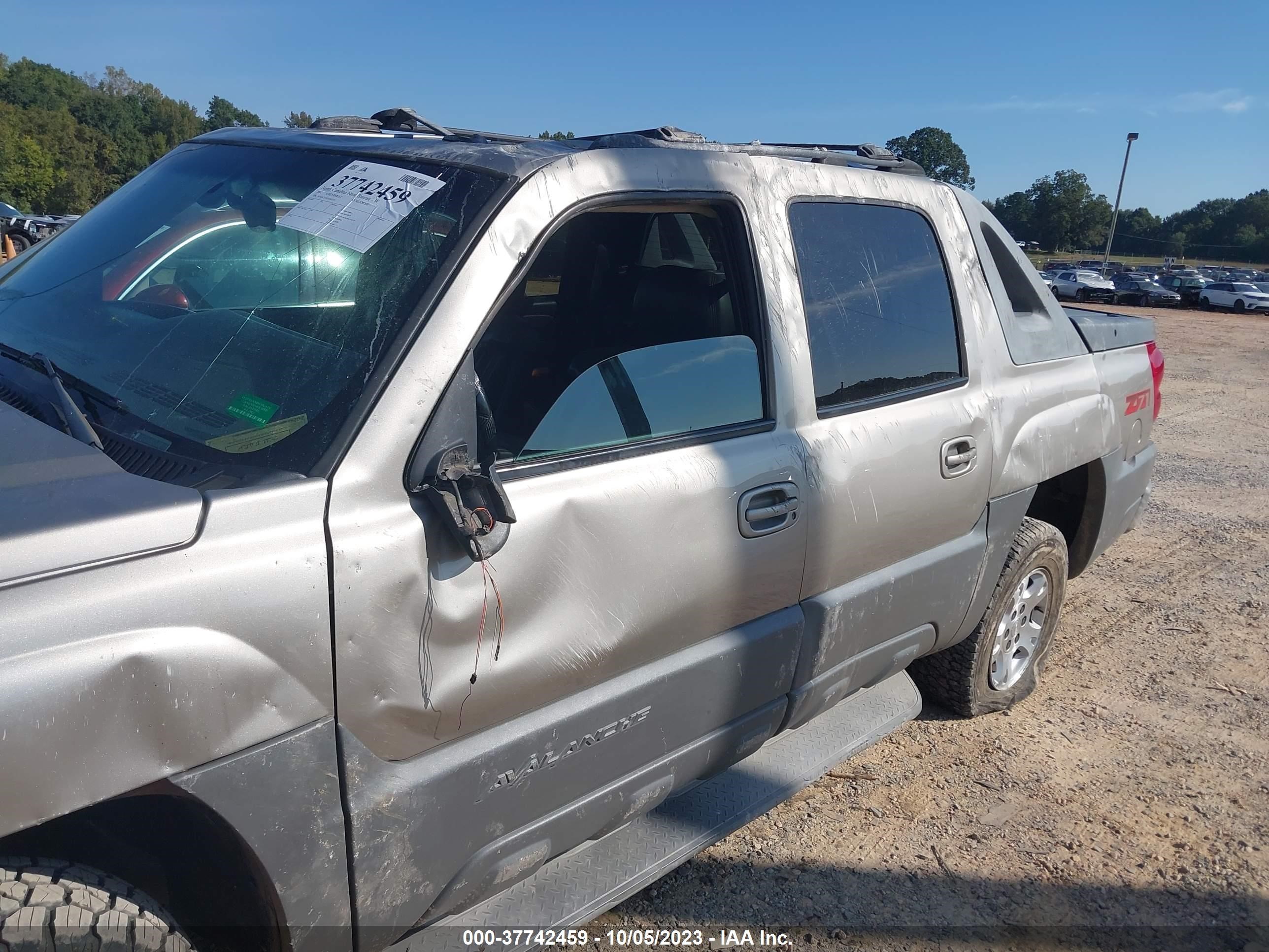 Photo 5 VIN: 3GNEK13T92G345755 - CHEVROLET AVALANCHE 