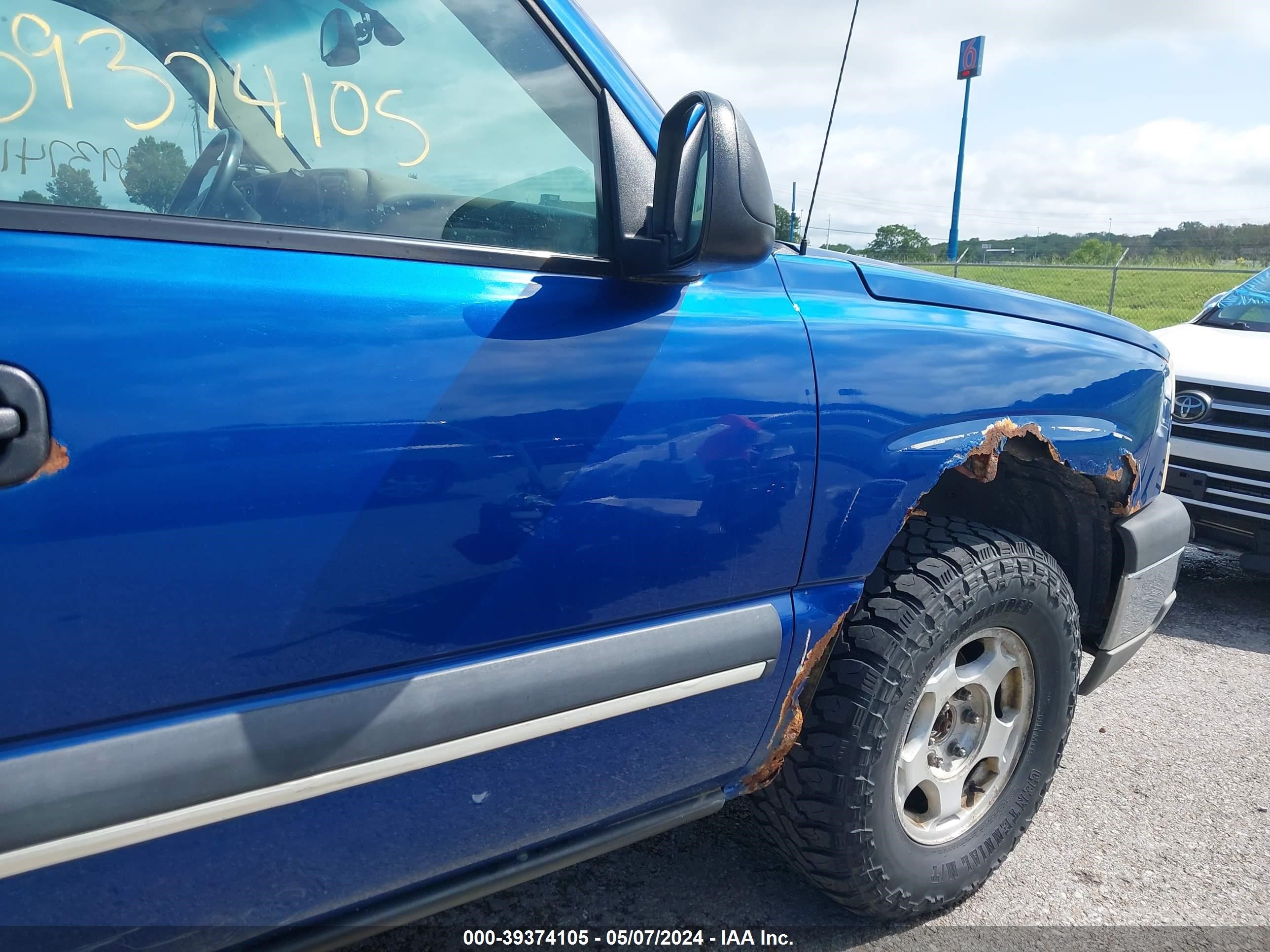 Photo 5 VIN: 3GNEK13T93G245155 - CHEVROLET AVALANCHE 