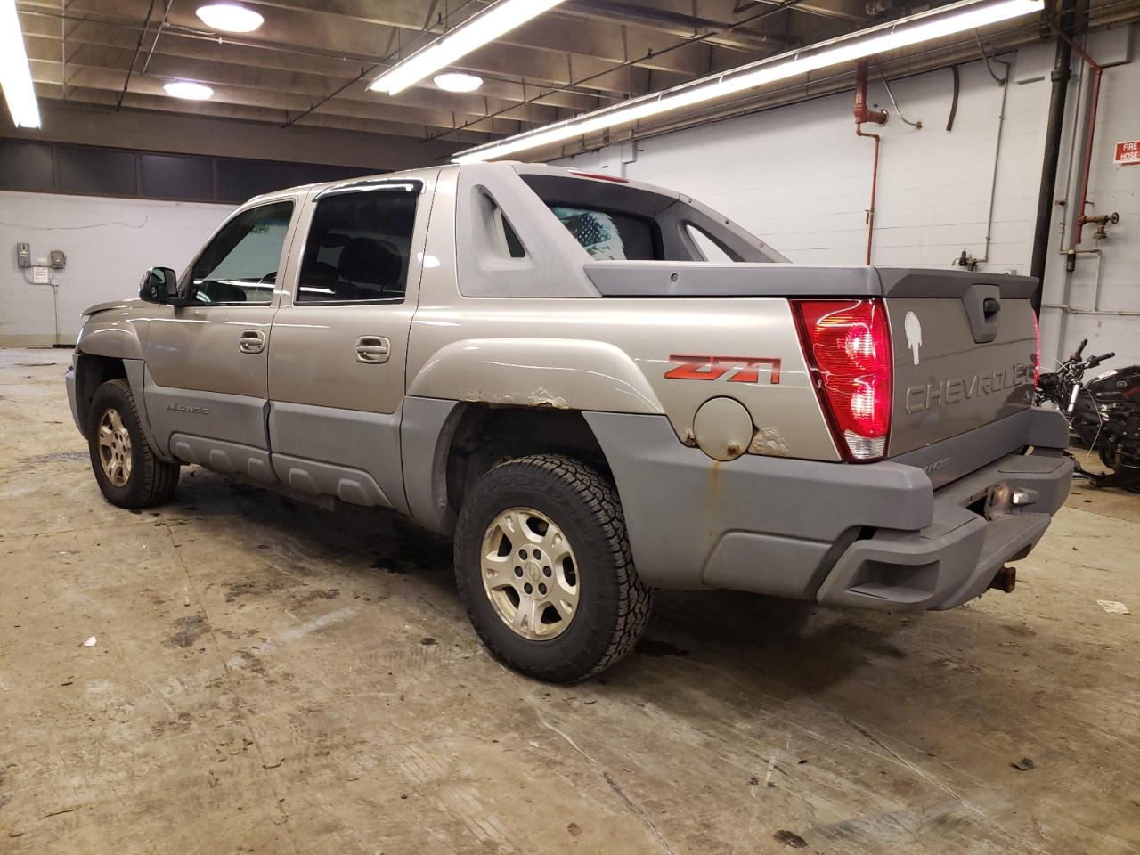 Photo 1 VIN: 3GNEK13TX2G132541 - CHEVROLET AVALANCHE 