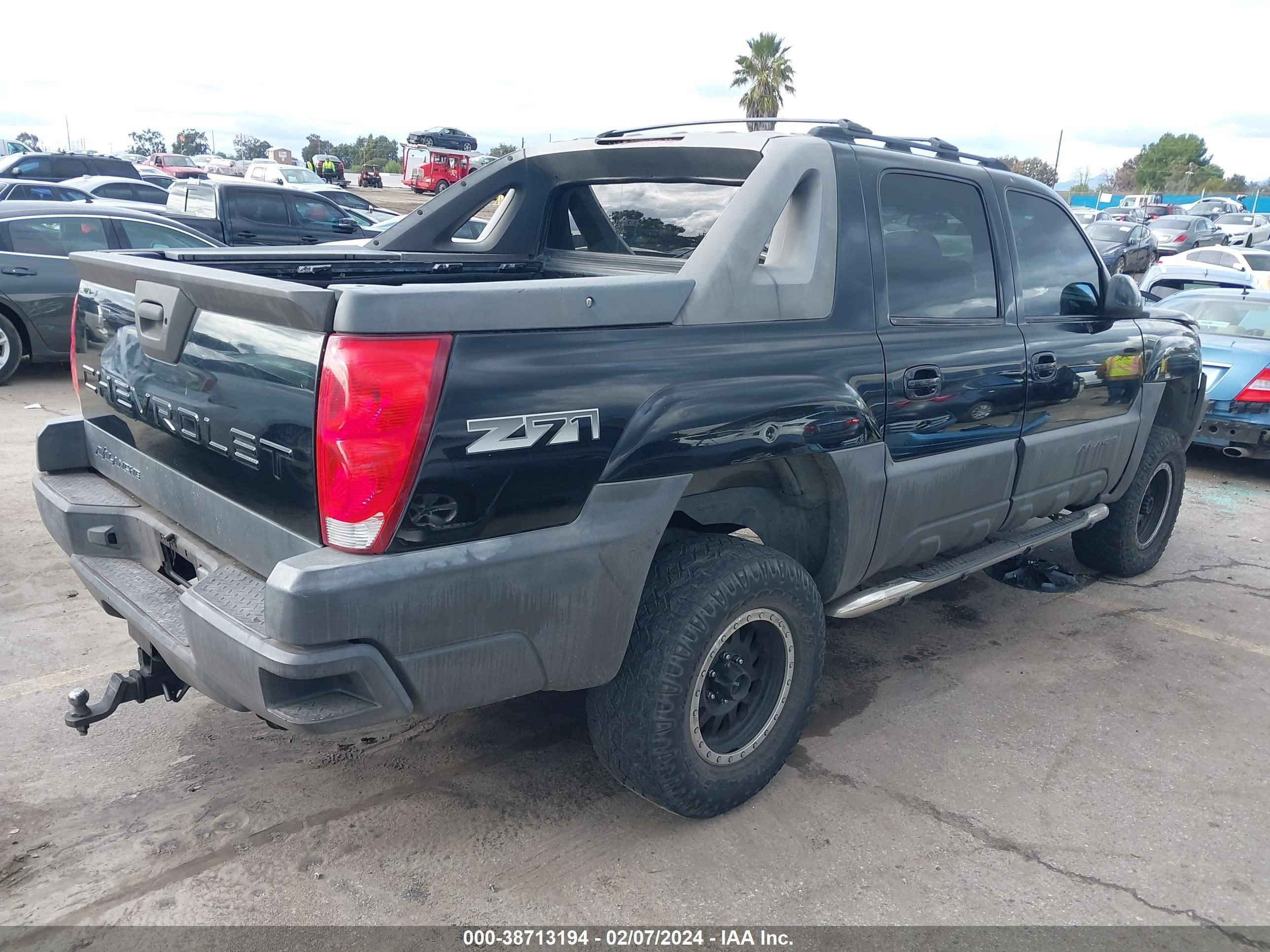 Photo 3 VIN: 3GNEK13TX3G182129 - CHEVROLET AVALANCHE 