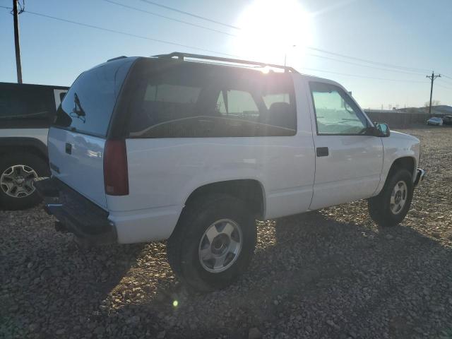 Photo 2 VIN: 3GNEK18K5SG113122 - CHEVROLET TAHOE 