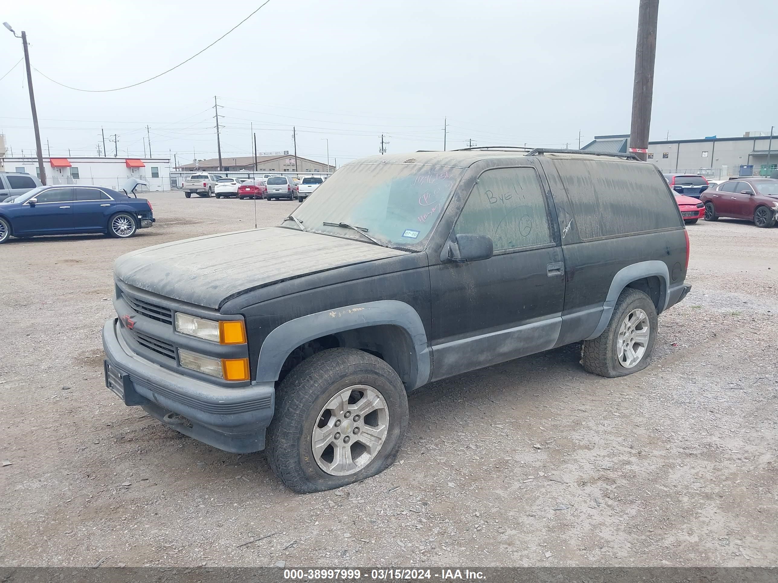 Photo 1 VIN: 3GNEK18R1TG160890 - CHEVROLET TAHOE 