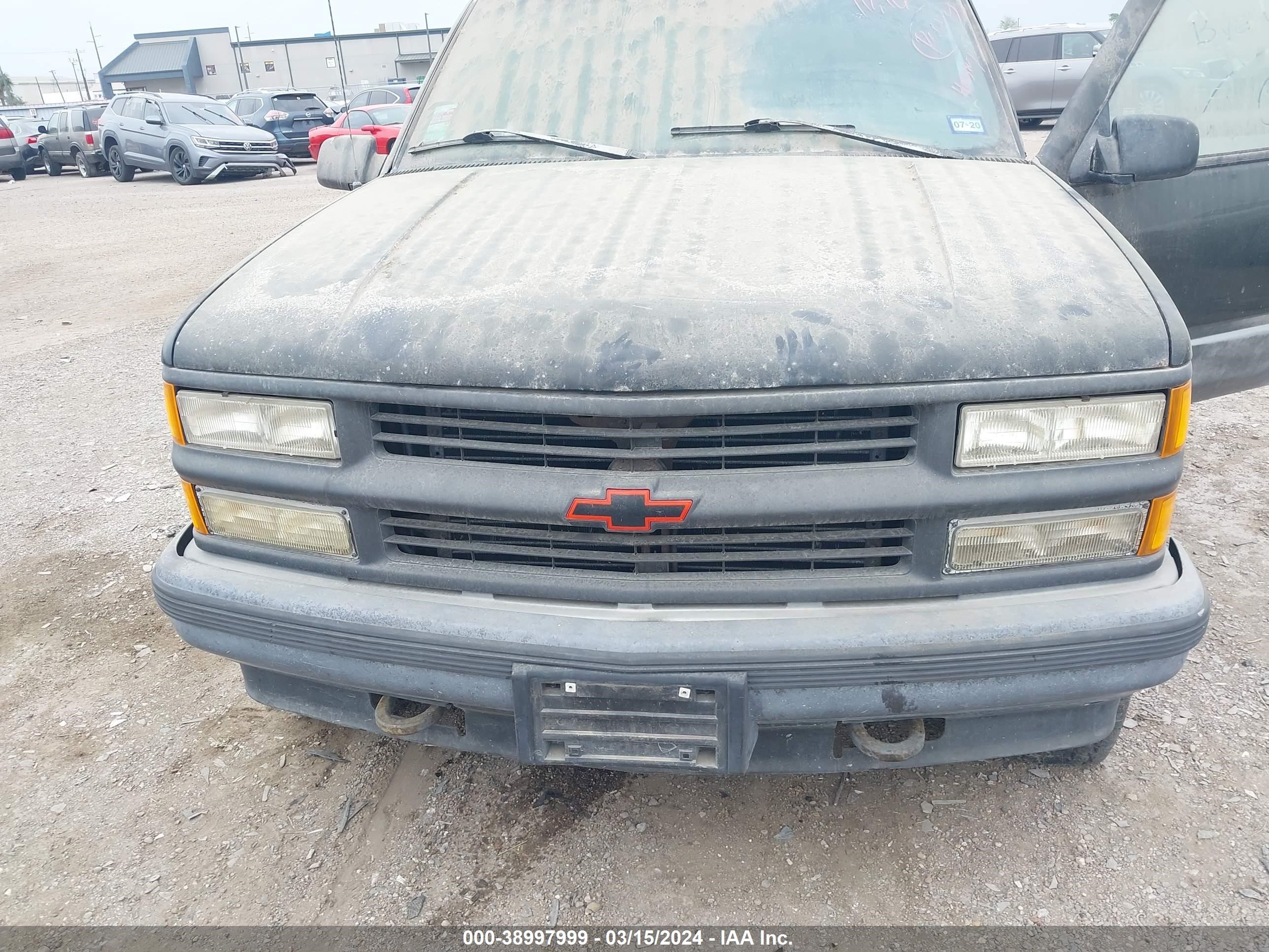 Photo 5 VIN: 3GNEK18R1TG160890 - CHEVROLET TAHOE 