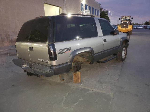 Photo 2 VIN: 3GNEK18R1XG148034 - CHEVROLET TAHOE 