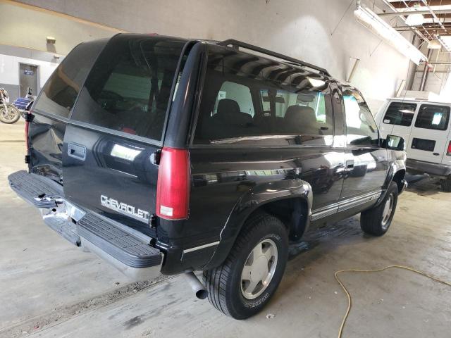 Photo 2 VIN: 3GNEK18RXVG195303 - CHEVROLET TAHOE 