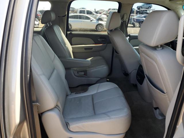 Photo 9 VIN: 3GNFC16038G203218 - CHEVROLET SUBURBAN 