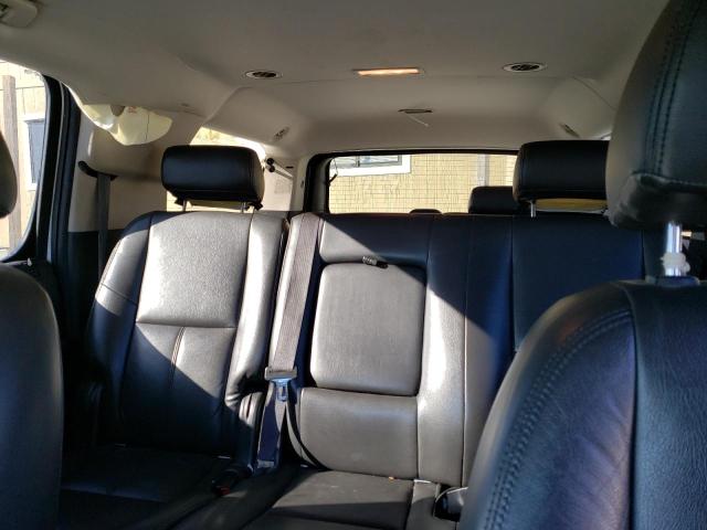 Photo 9 VIN: 3GNFC16098G226907 - CHEVROLET SUBURBAN 