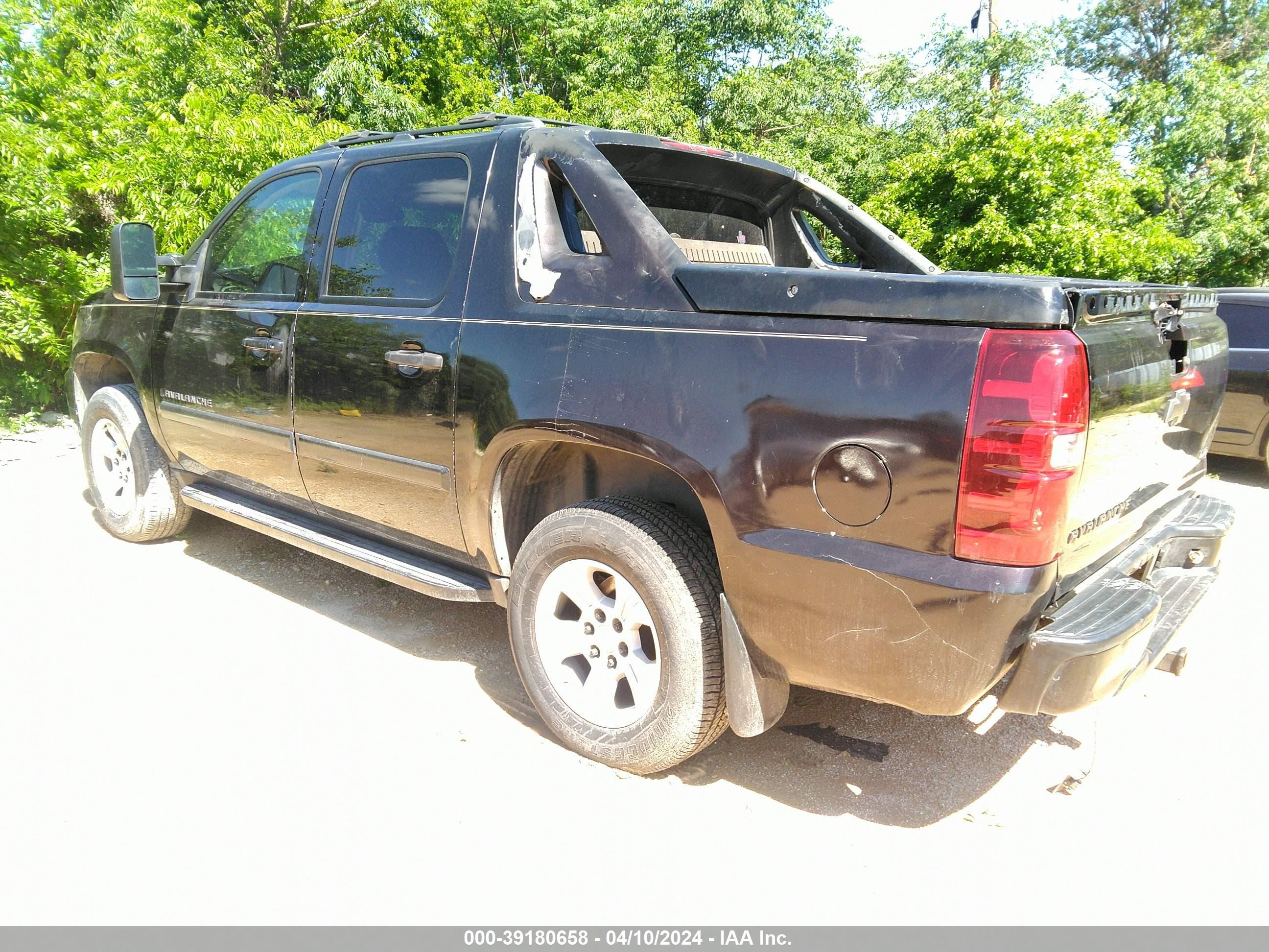 Photo 2 VIN: 3GNFK12307G308543 - CHEVROLET AVALANCHE 