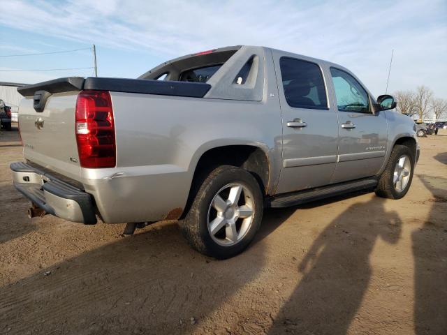 Photo 2 VIN: 3GNFK12318G122995 - CHEVROLET AVALANCHE 