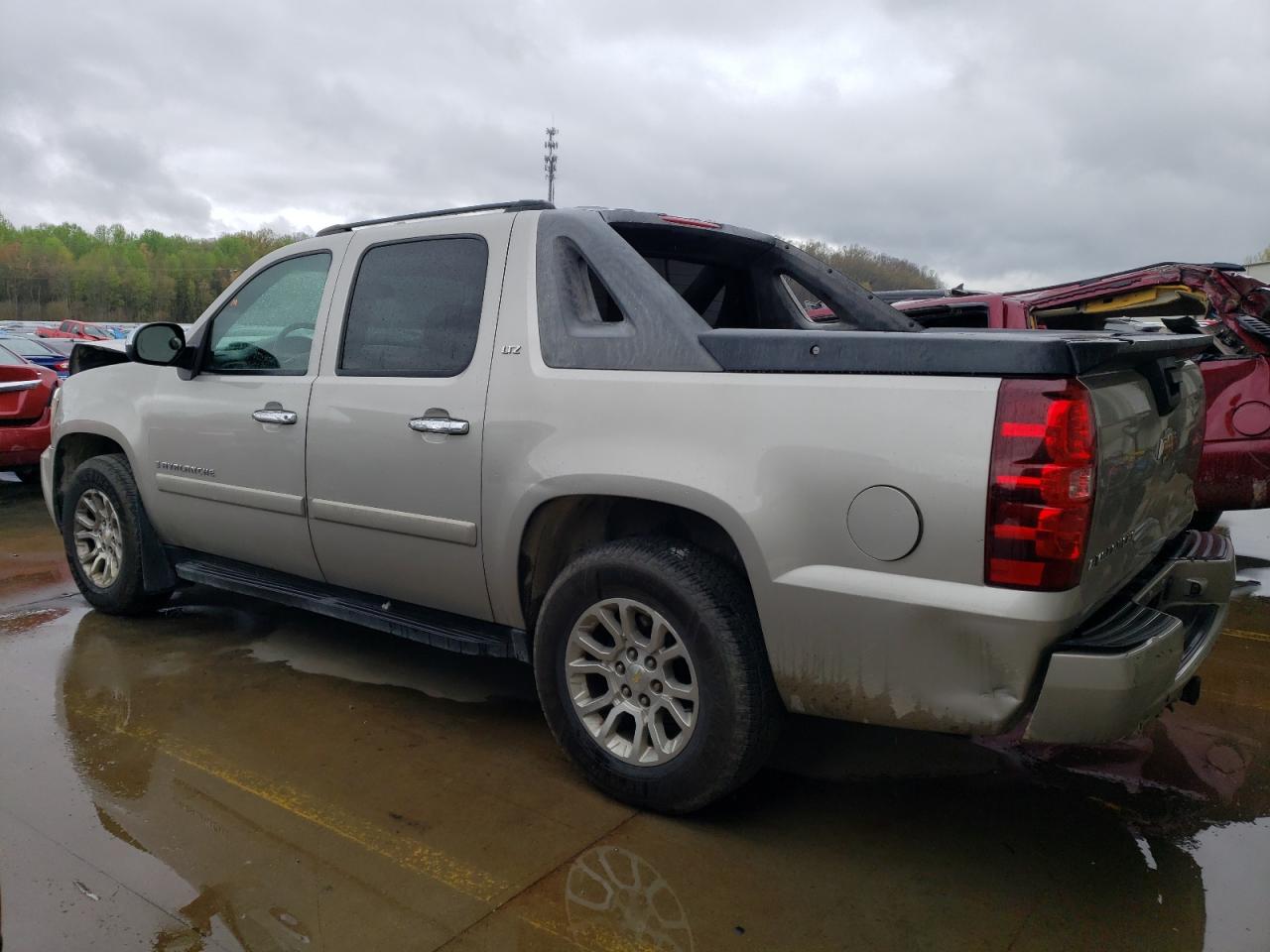 Photo 1 VIN: 3GNFK12318G255434 - CHEVROLET AVALANCHE 