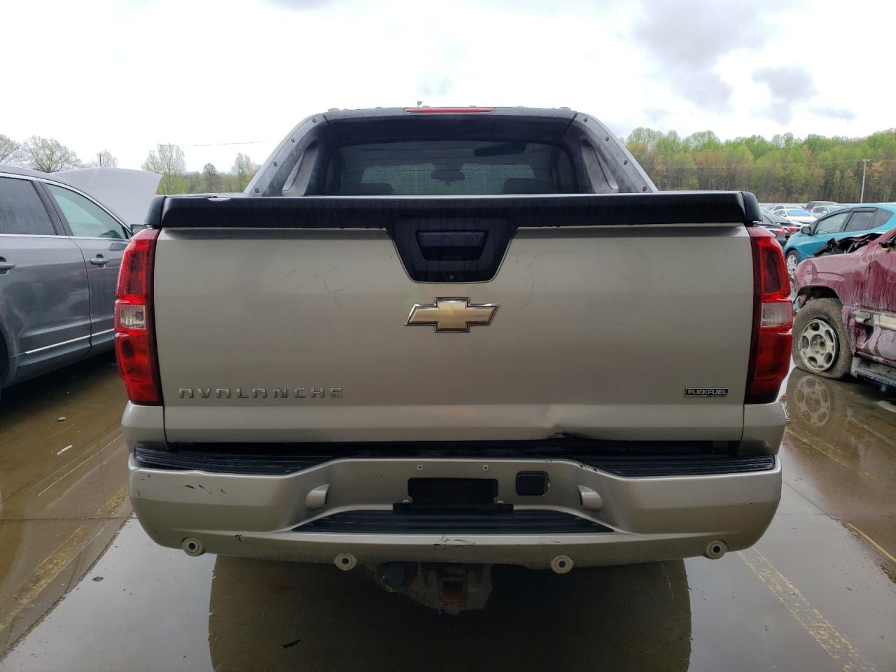 Photo 5 VIN: 3GNFK12318G255434 - CHEVROLET AVALANCHE 