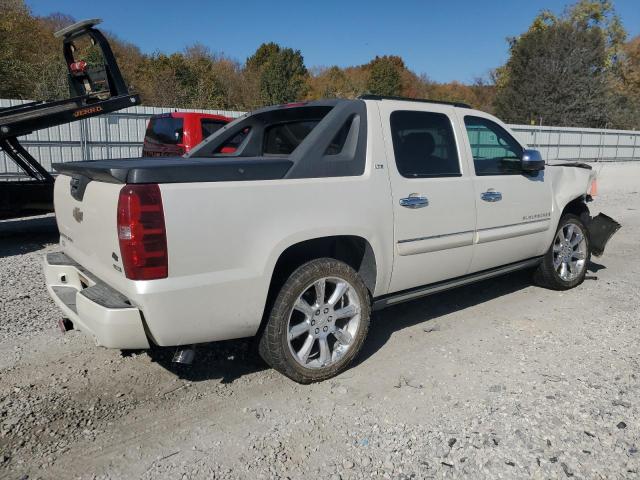 Photo 2 VIN: 3GNFK12318G263758 - CHEVROLET AVALANCHE 