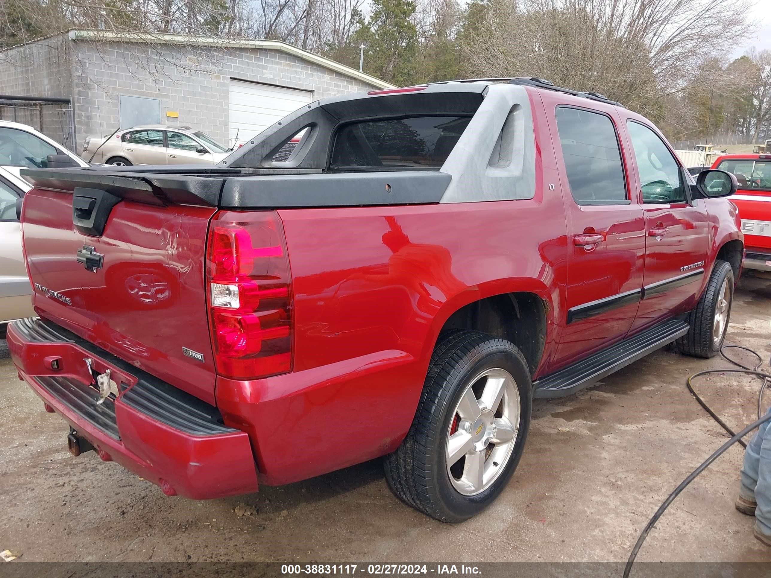 Photo 3 VIN: 3GNFK12327G196554 - CHEVROLET AVALANCHE 