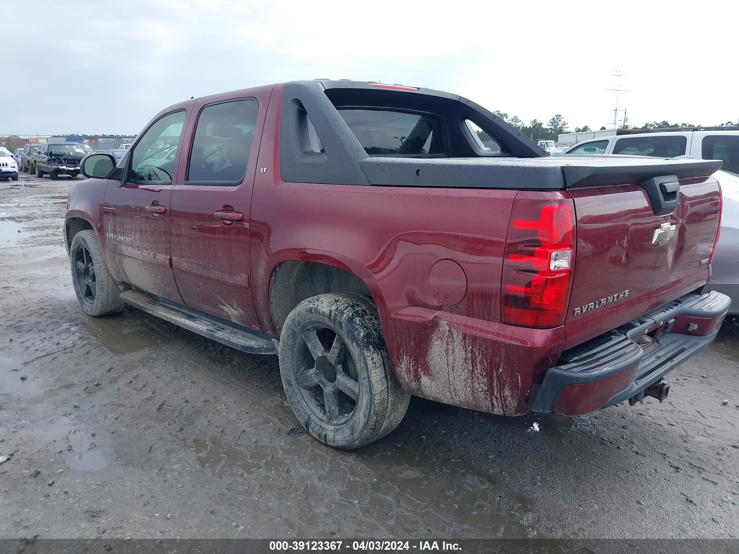 Photo 2 VIN: 3GNFK12328G232146 - CHEVROLET AVALANCHE 