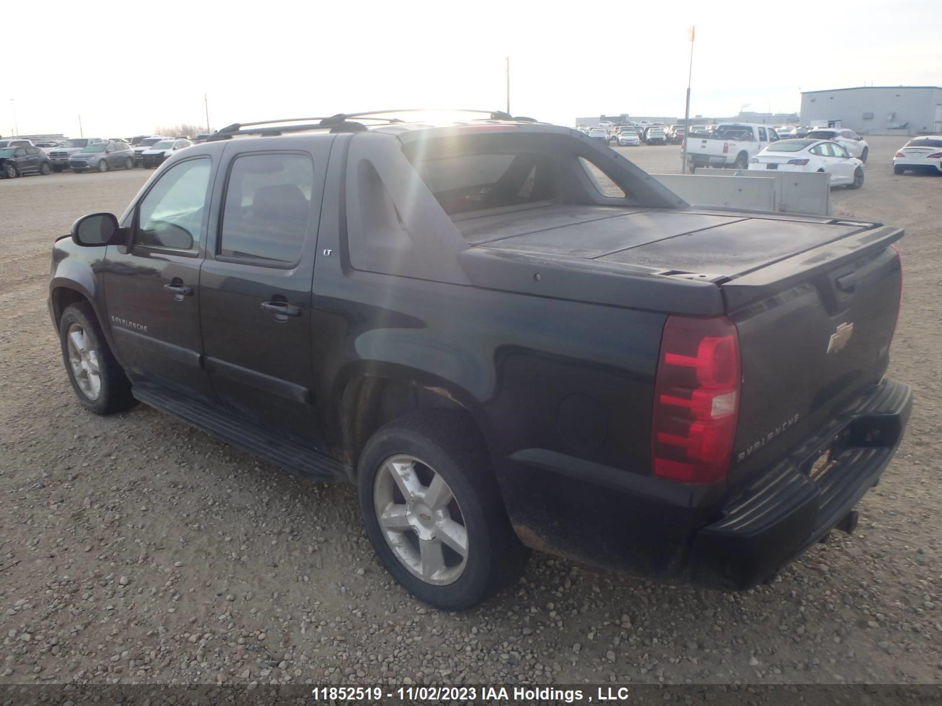 Photo 2 VIN: 3GNFK12337G207173 - CHEVROLET AVALANCHE 