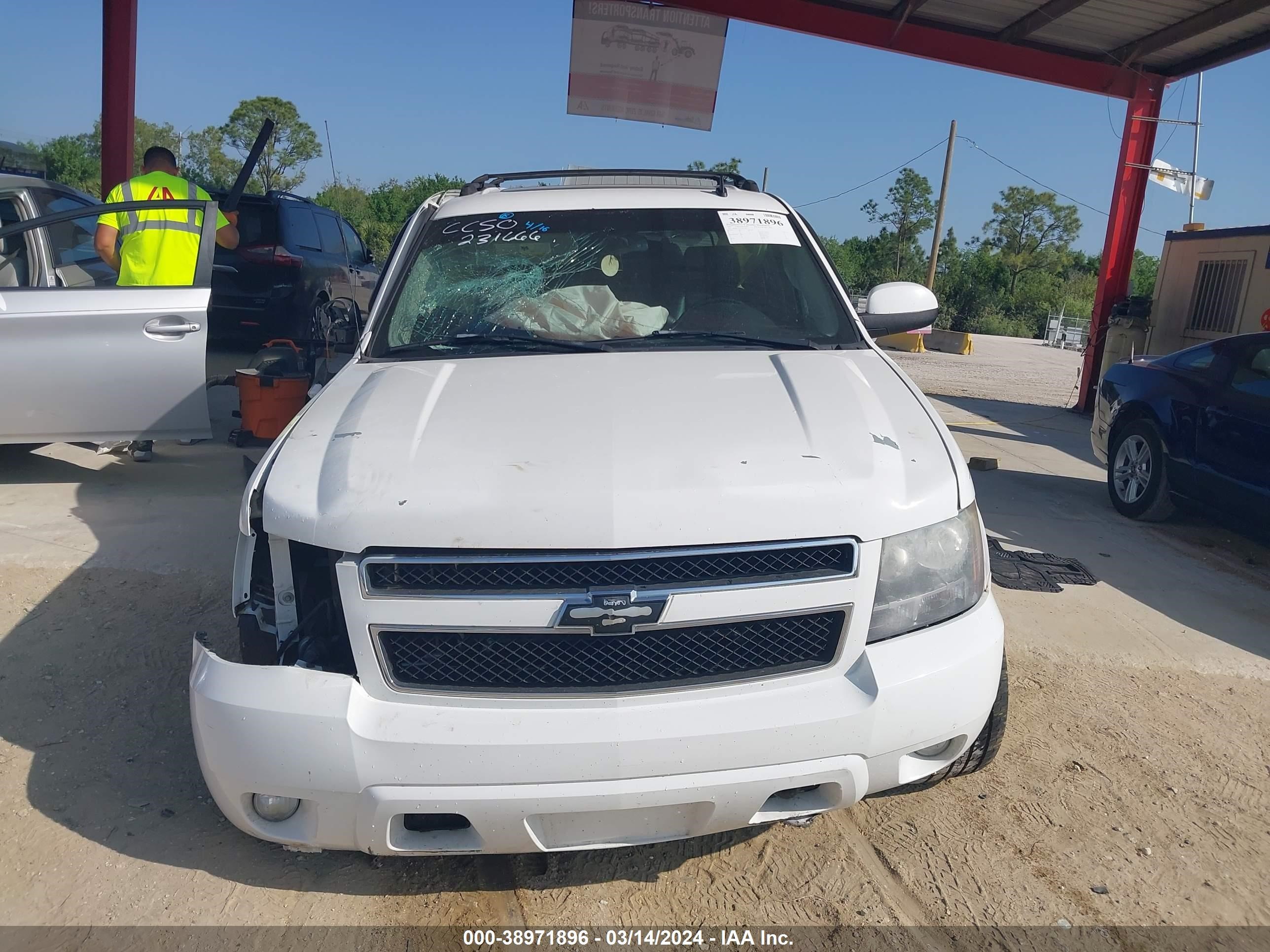 Photo 12 VIN: 3GNFK12337G243414 - CHEVROLET AVALANCHE 