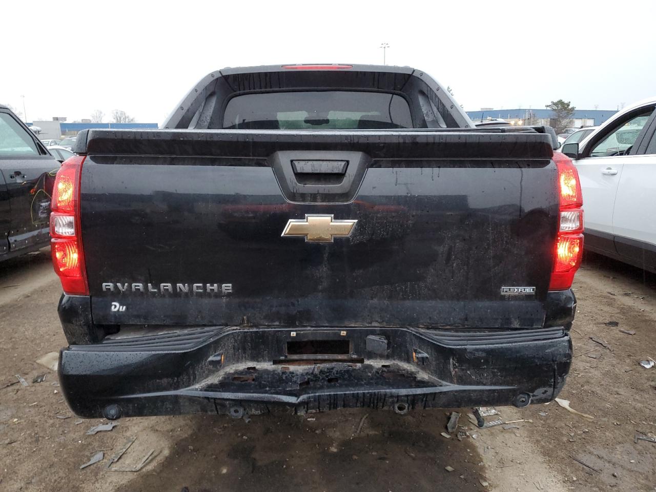 Photo 5 VIN: 3GNFK12337G321738 - CHEVROLET AVALANCHE 