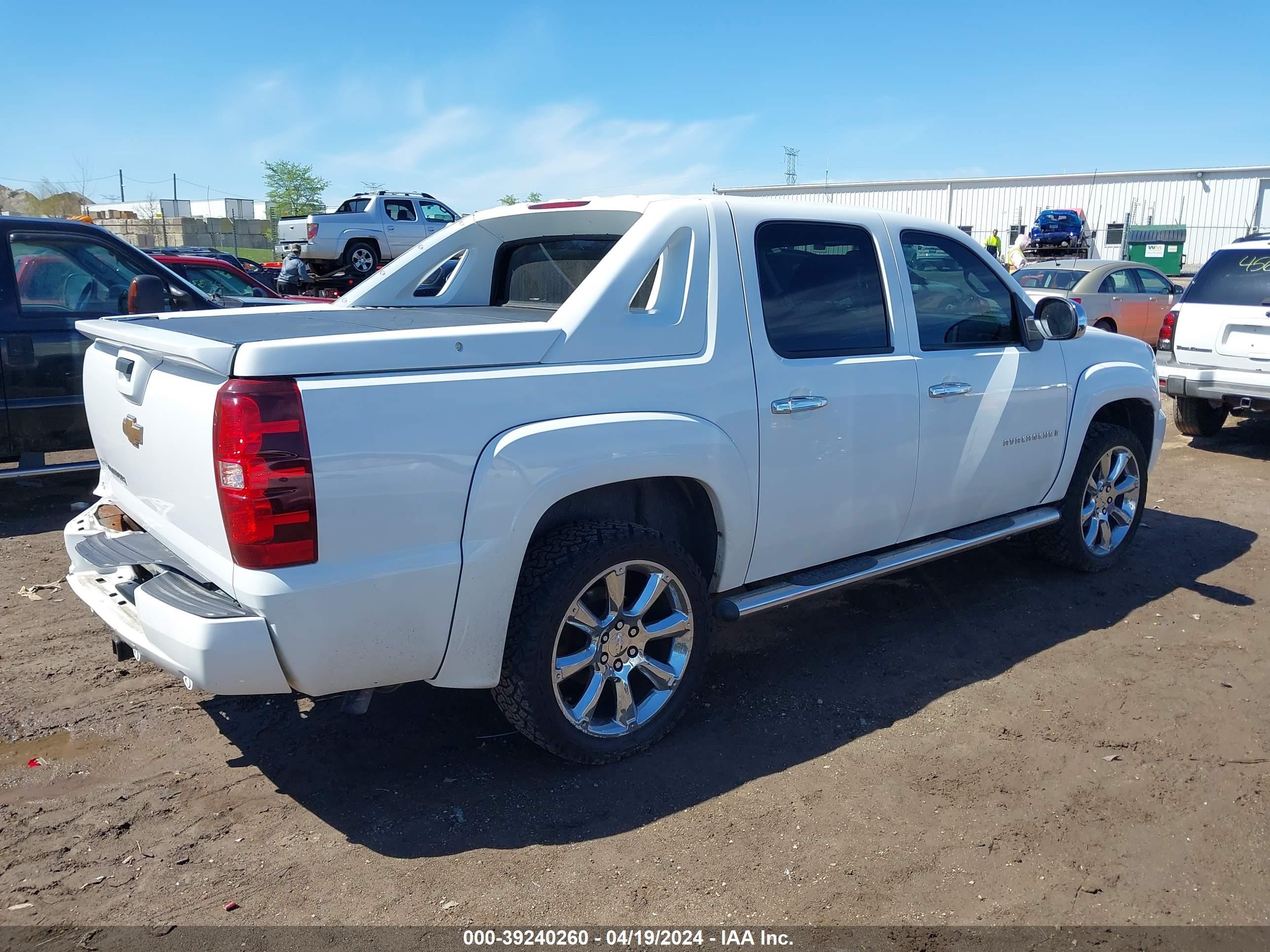 Photo 3 VIN: 3GNFK12347G156945 - CHEVROLET AVALANCHE 