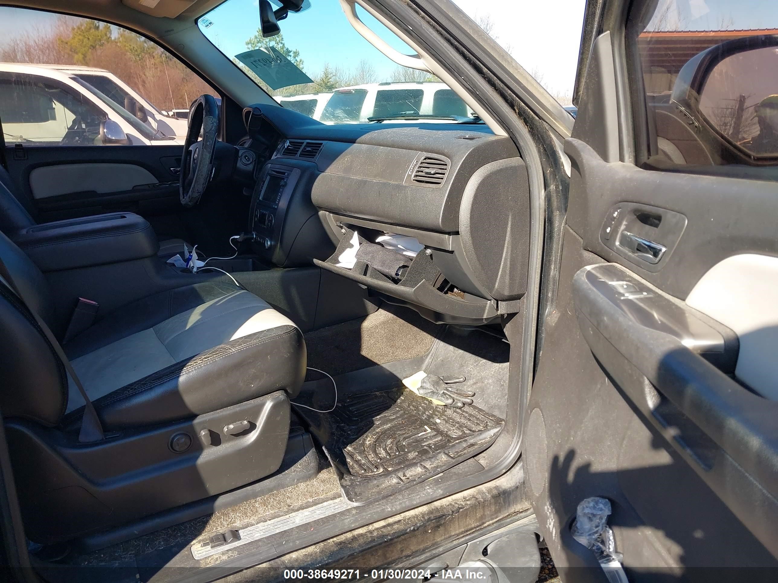 Photo 4 VIN: 3GNFK12347G294355 - CHEVROLET AVALANCHE 