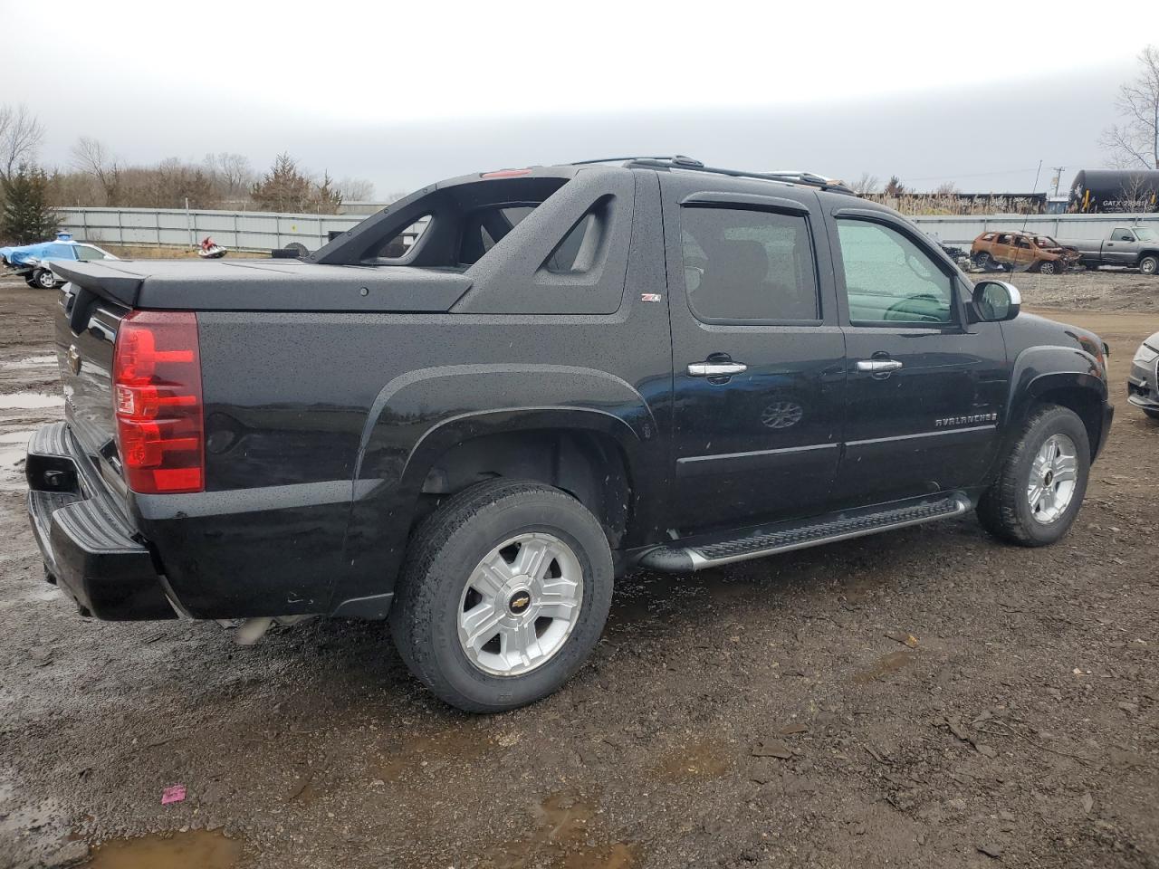 Photo 2 VIN: 3GNFK12348G135921 - CHEVROLET AVALANCHE 