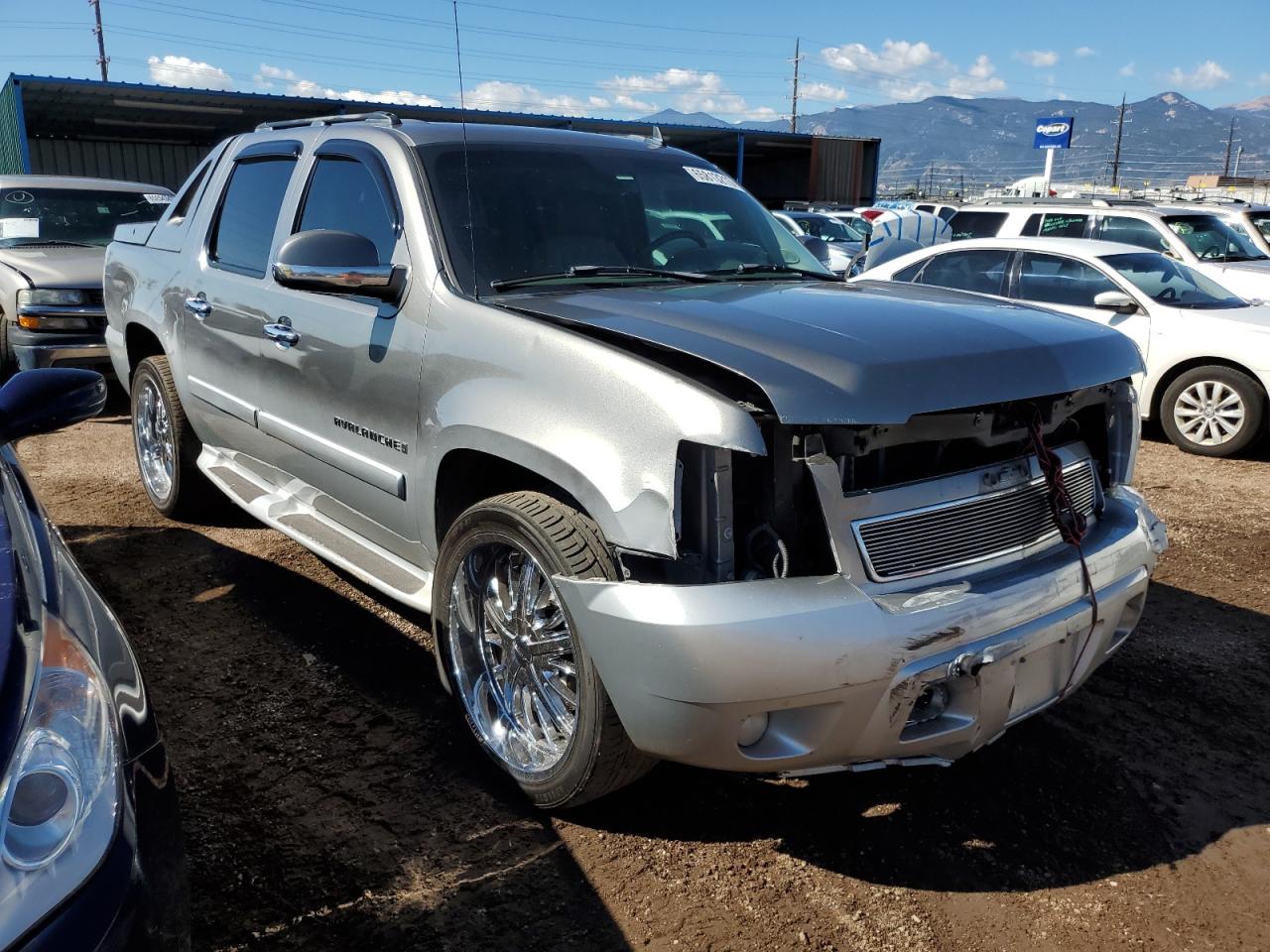 Photo 3 VIN: 3GNFK12357G267486 - CHEVROLET AVALANCHE 