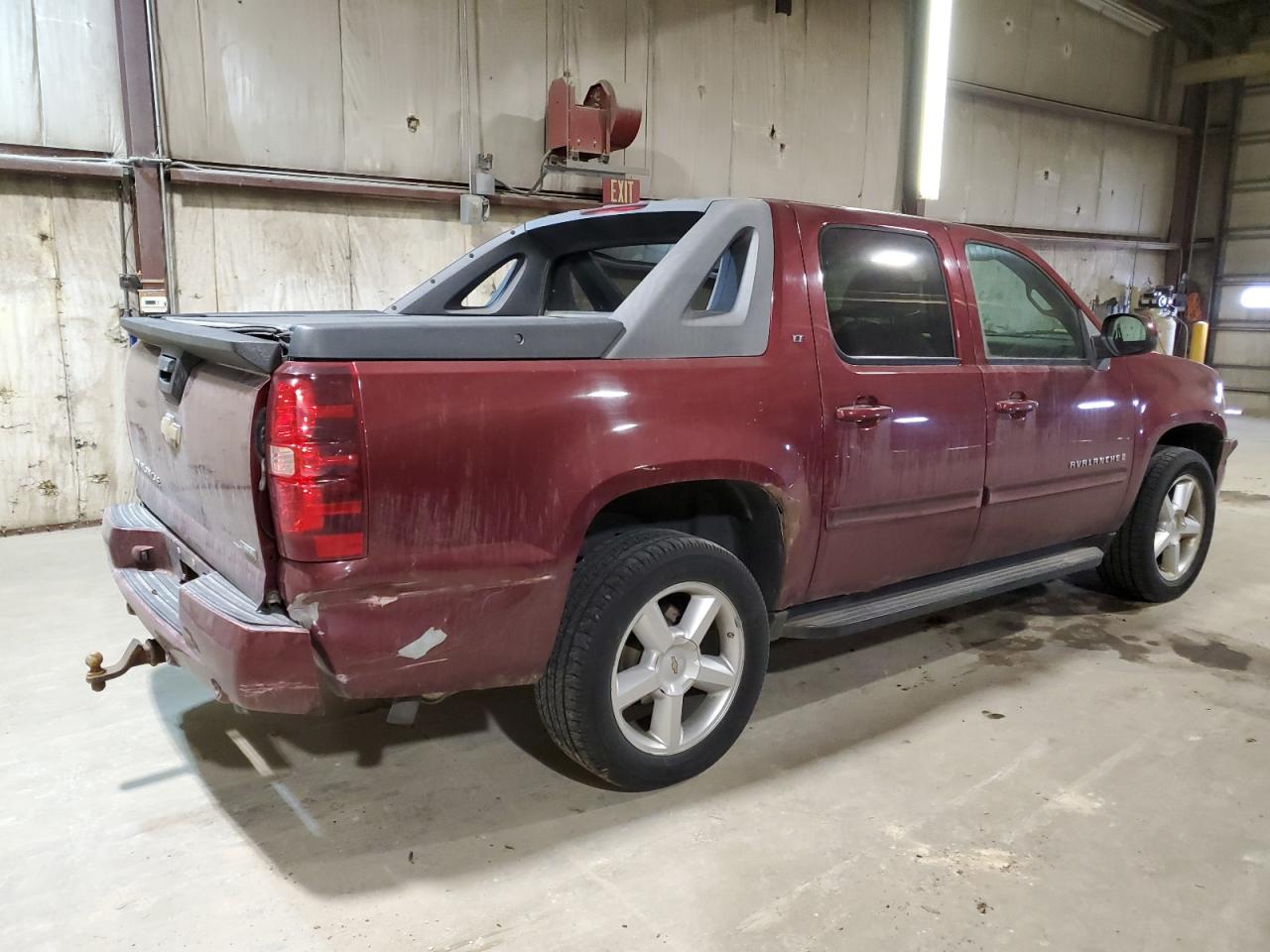 Photo 2 VIN: 3GNFK12368G283357 - CHEVROLET AVALANCHE 