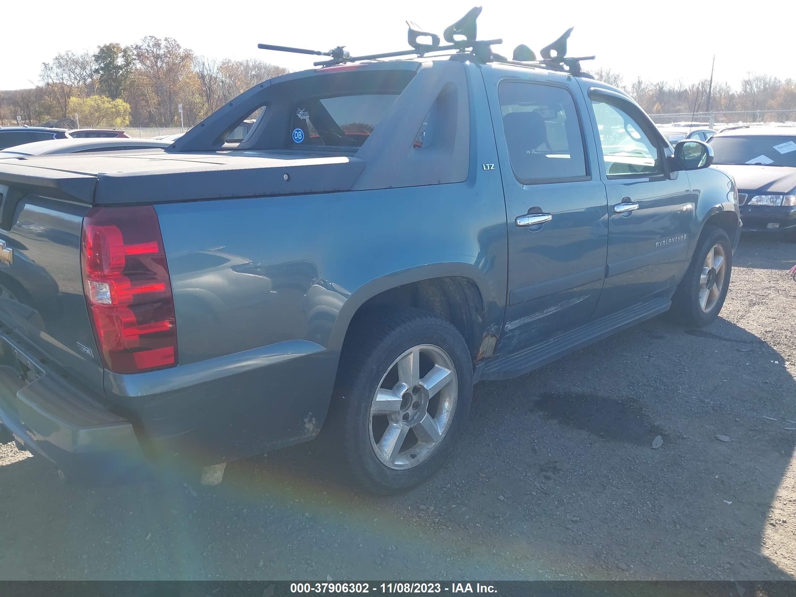 Photo 3 VIN: 3GNFK12378G294206 - CHEVROLET AVALANCHE 