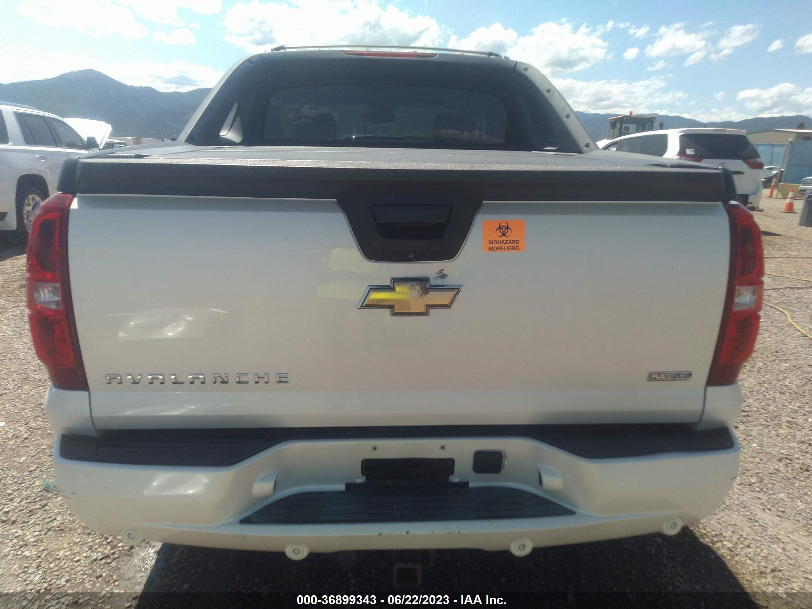 Photo 16 VIN: 3GNFK12388G305939 - CHEVROLET AVALANCHE 