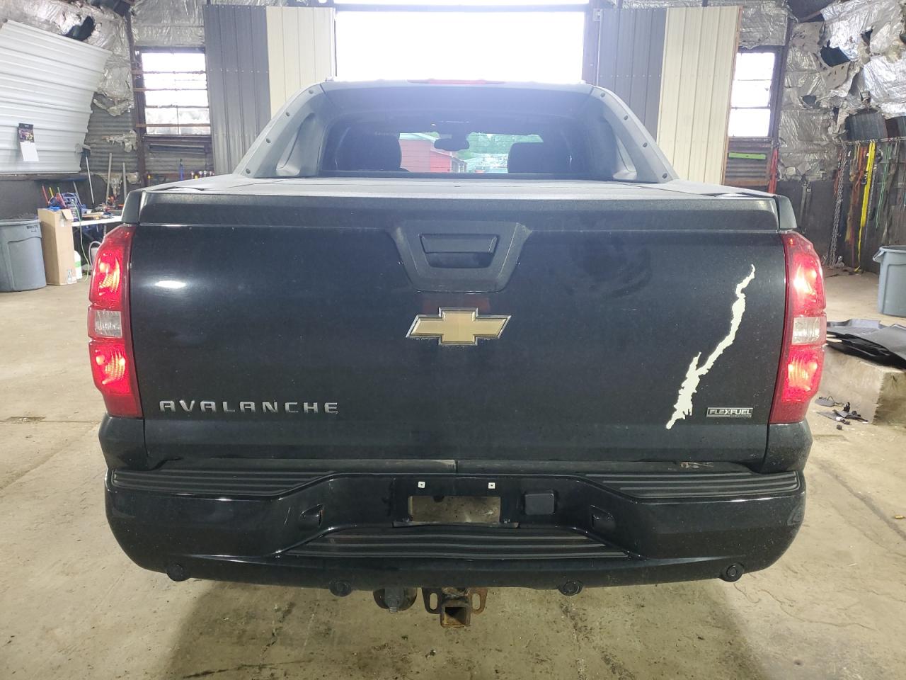 Photo 5 VIN: 3GNFK12388G310672 - CHEVROLET AVALANCHE 