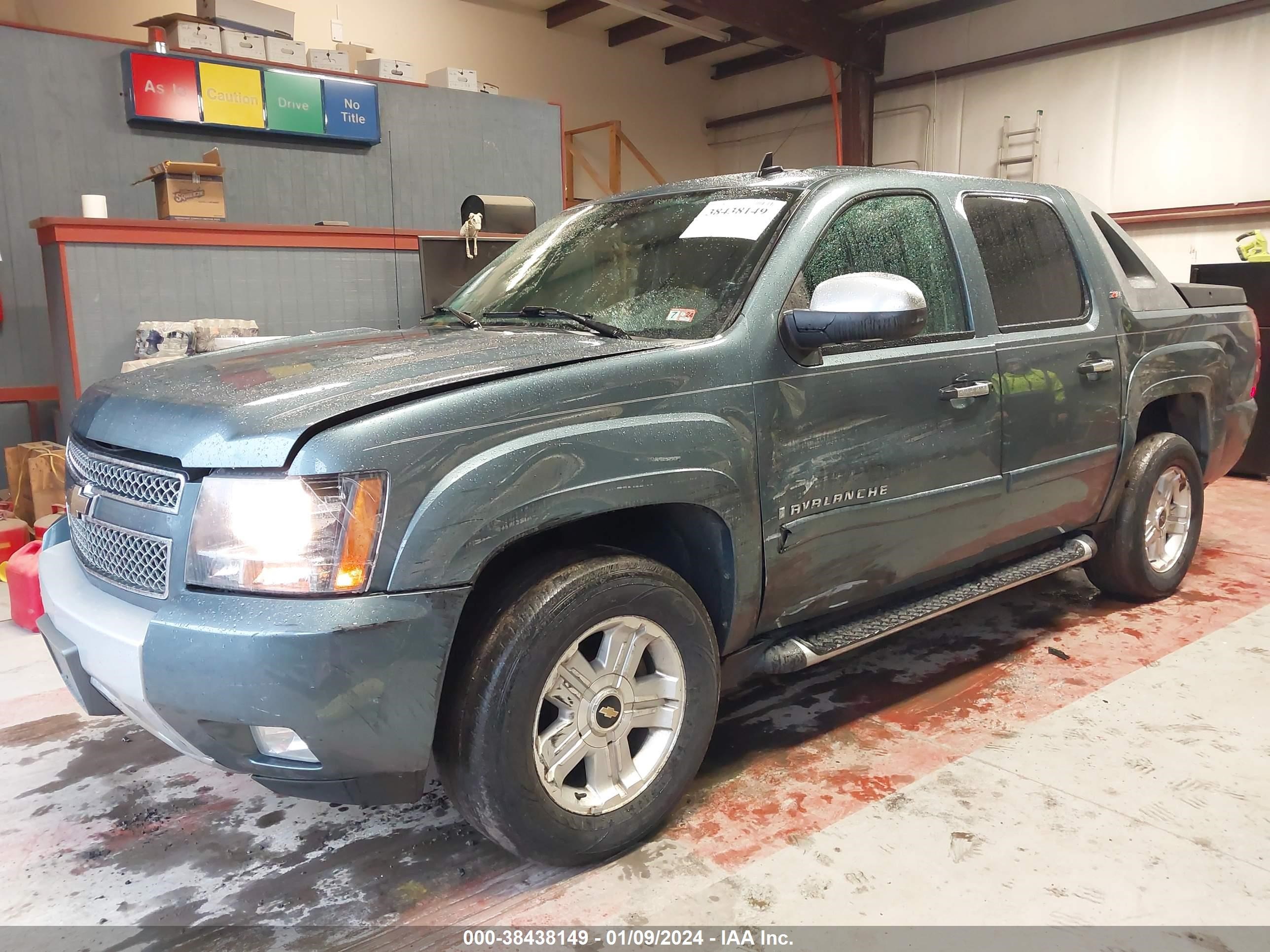 Photo 1 VIN: 3GNFK12398G176092 - CHEVROLET AVALANCHE 