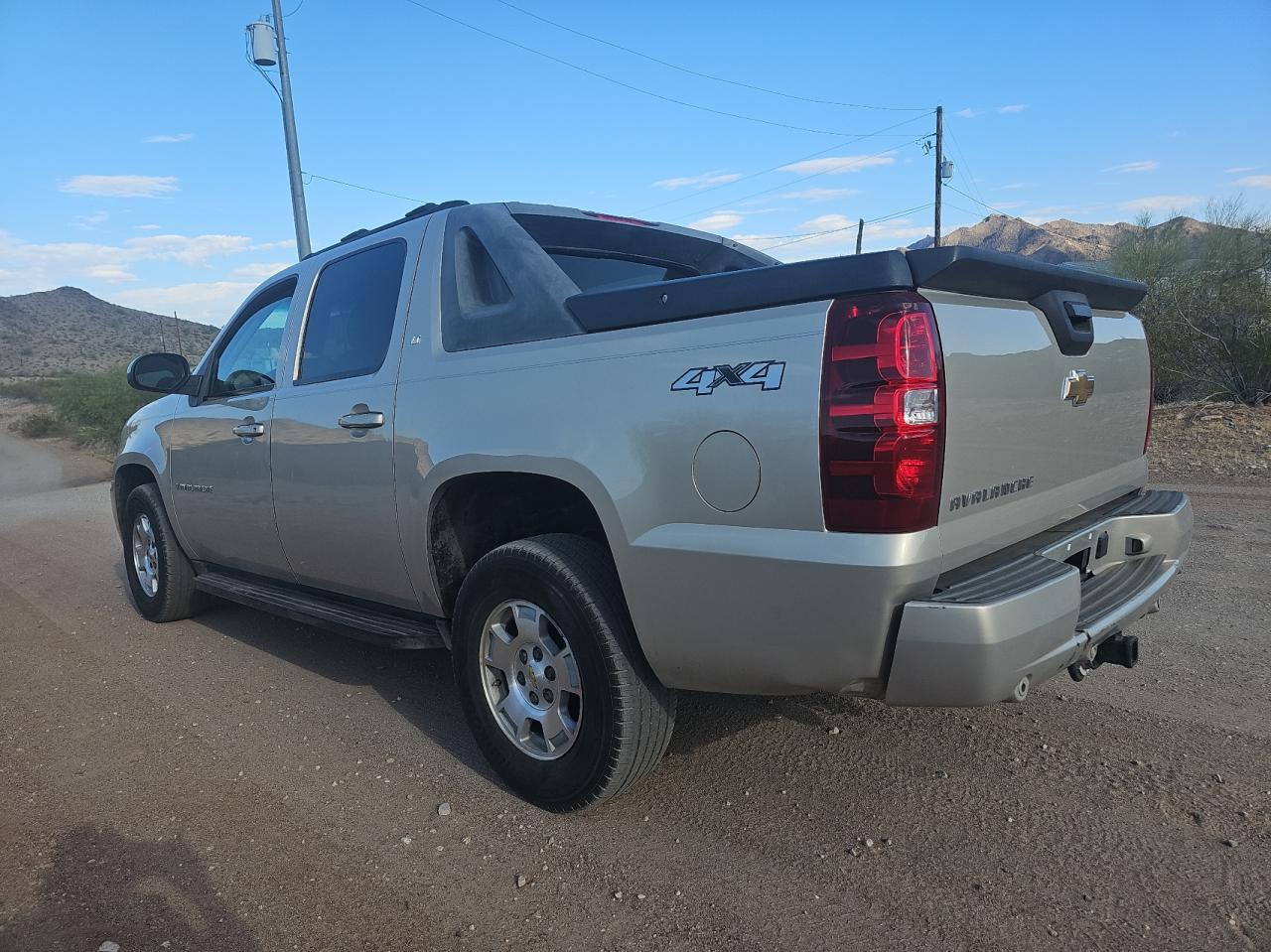 Photo 1 VIN: 3GNFK123X7G119592 - CHEVROLET AVALANCHE 