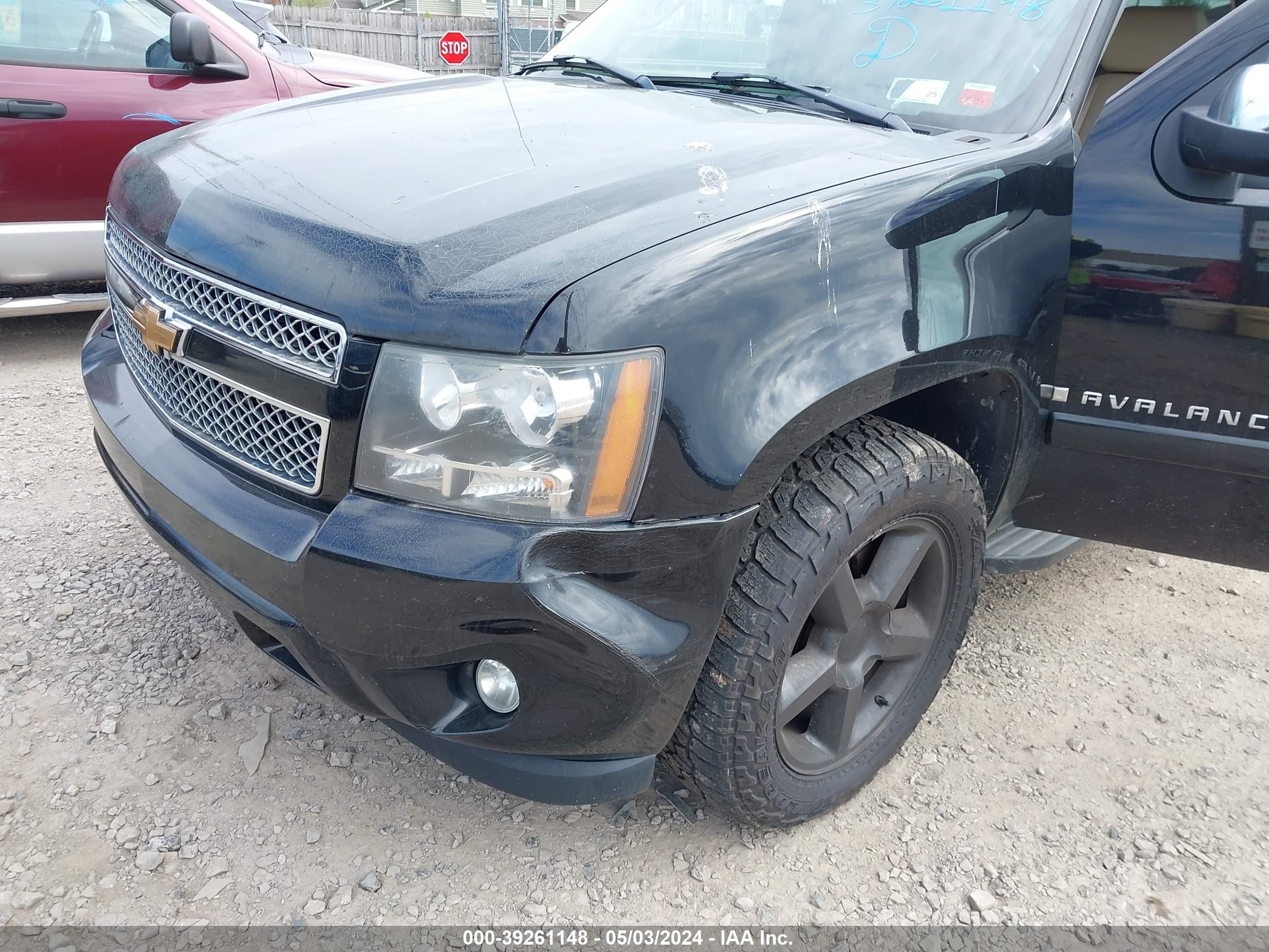 Photo 5 VIN: 3GNFK12Y68G157155 - CHEVROLET AVALANCHE 