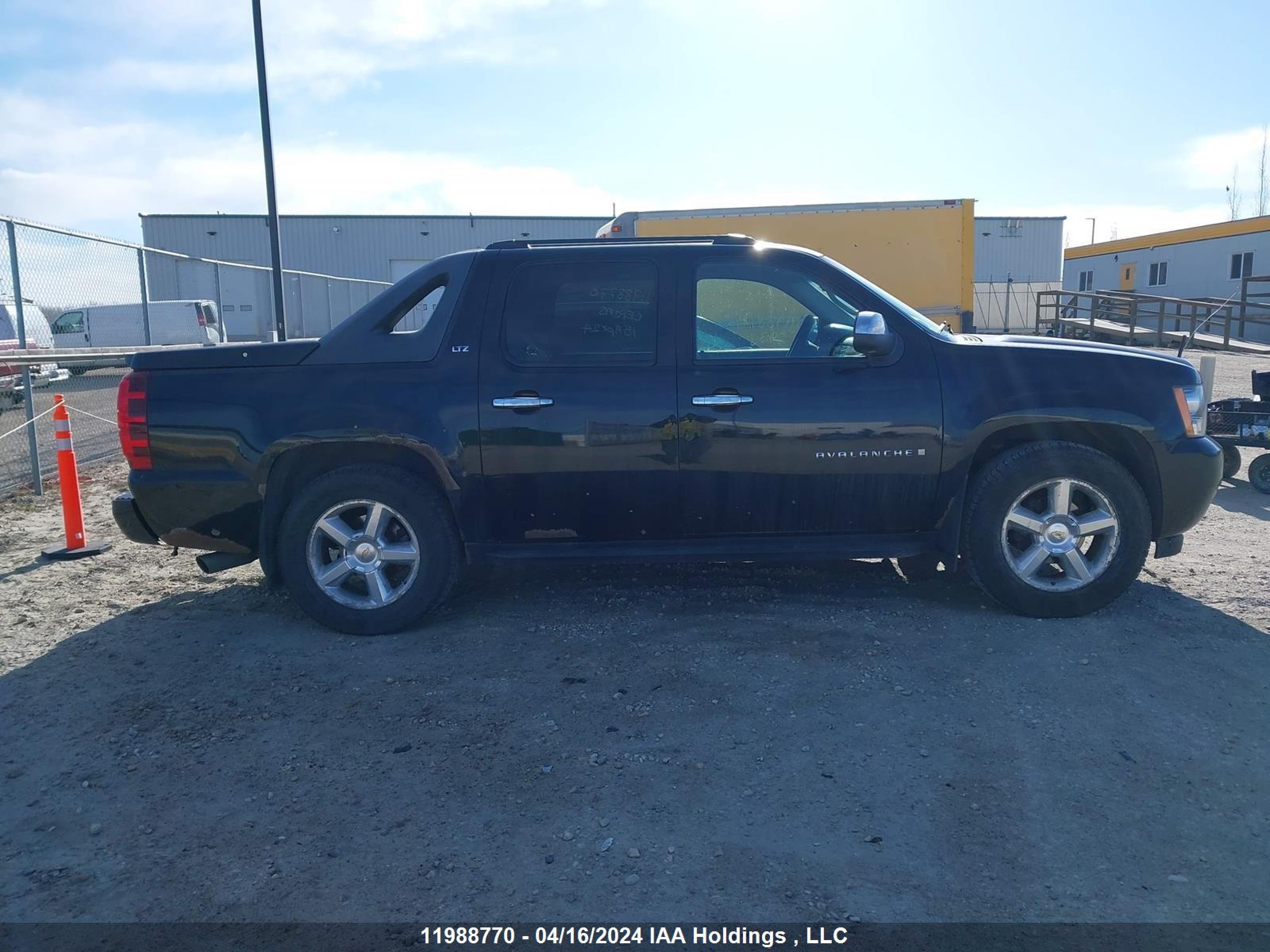 Photo 12 VIN: 3GNFK12Y88G227948 - CHEVROLET AVALANCHE 