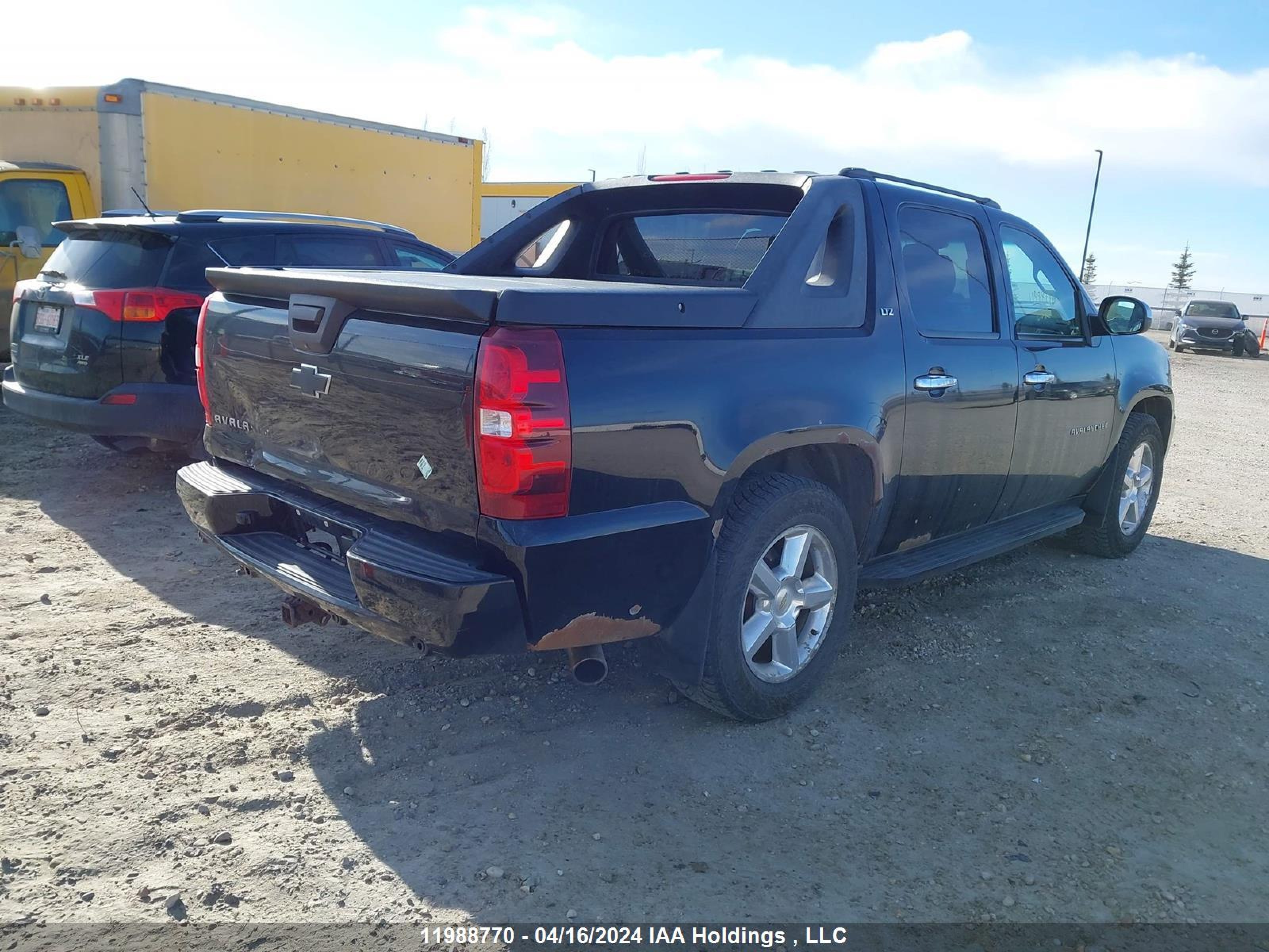 Photo 3 VIN: 3GNFK12Y88G227948 - CHEVROLET AVALANCHE 