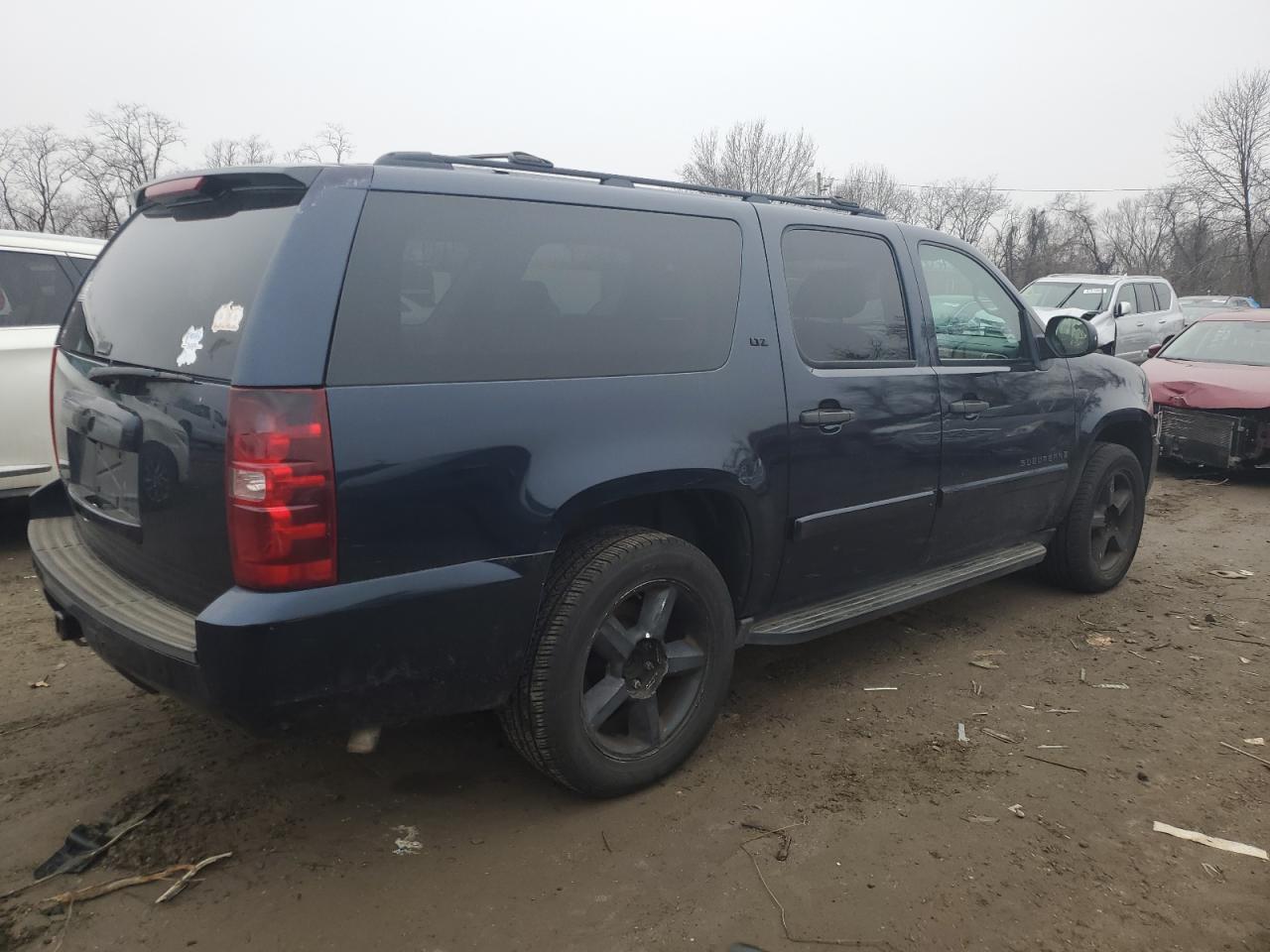 Photo 2 VIN: 3GNFK16348G194378 - CHEVROLET SUBURBAN 