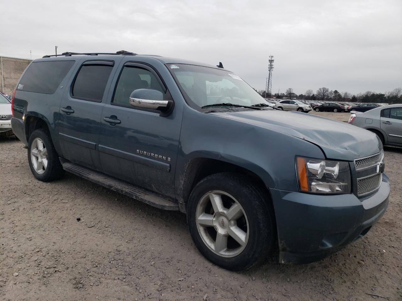 Photo 3 VIN: 3GNFK16388G296752 - CHEVROLET SUBURBAN 