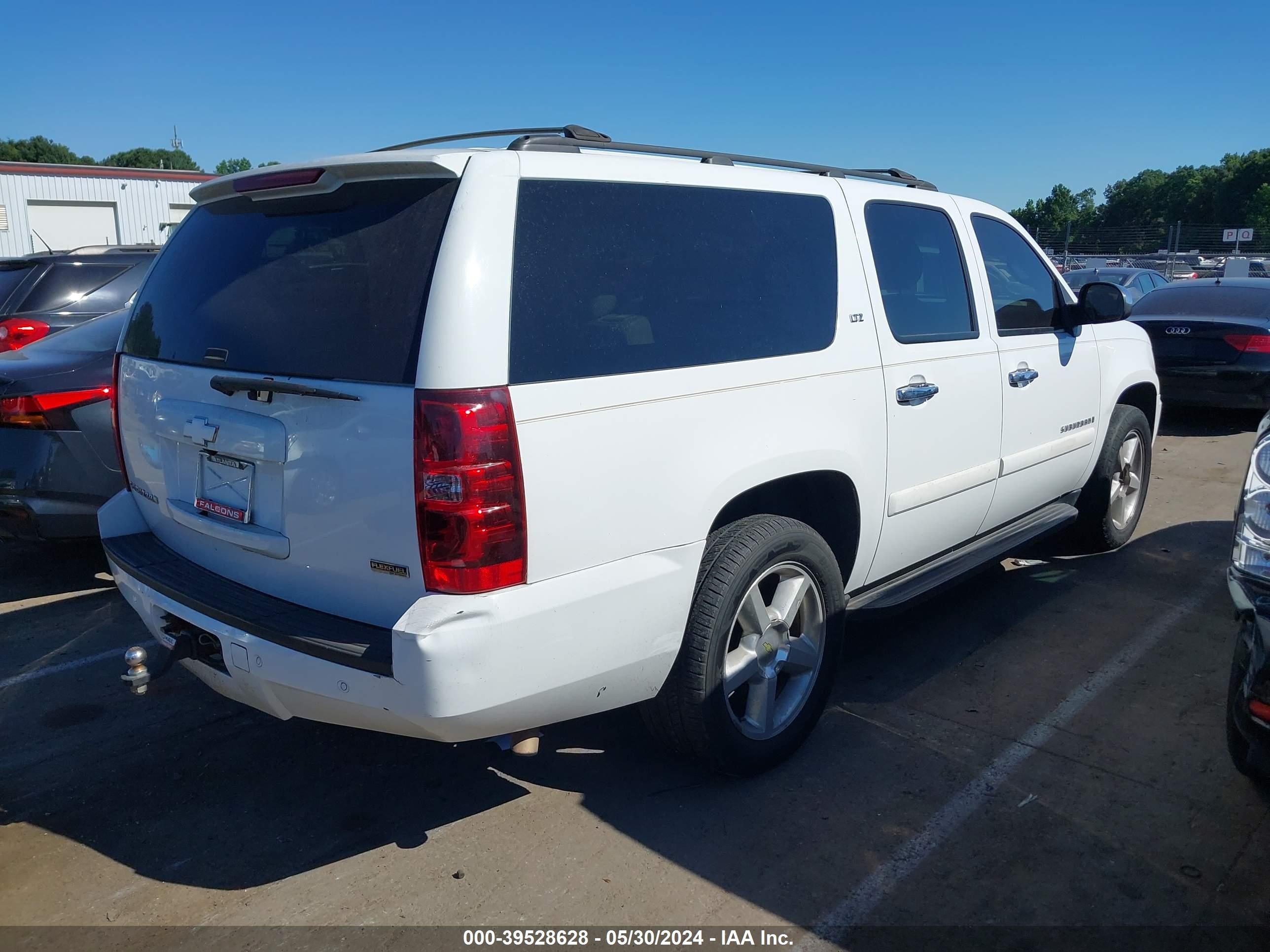 Photo 3 VIN: 3GNFK163X8G147985 - CHEVROLET EXPRESS 