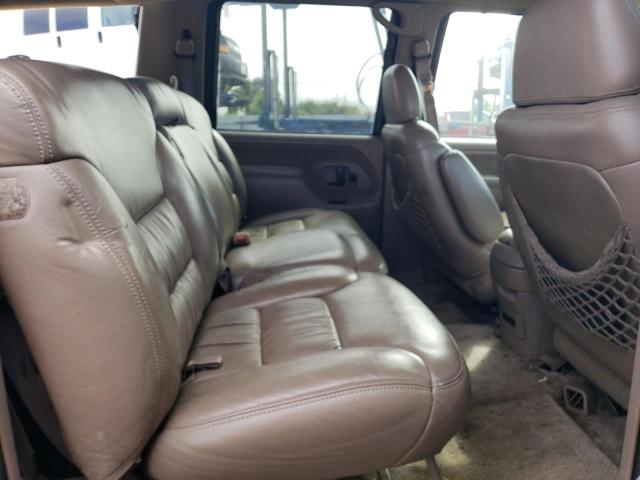 Photo 9 VIN: 3GNFK16R0XG266387 - CHEVROLET SUBURBAN K 