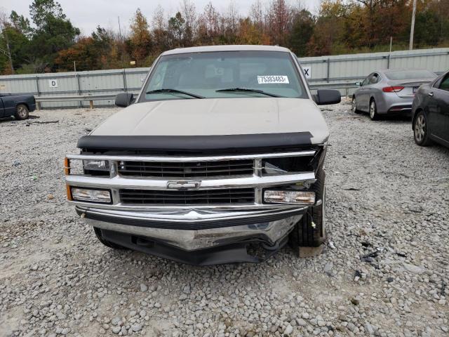 Photo 4 VIN: 3GNFK16R1XG124338 - CHEVROLET SUBURBAN 