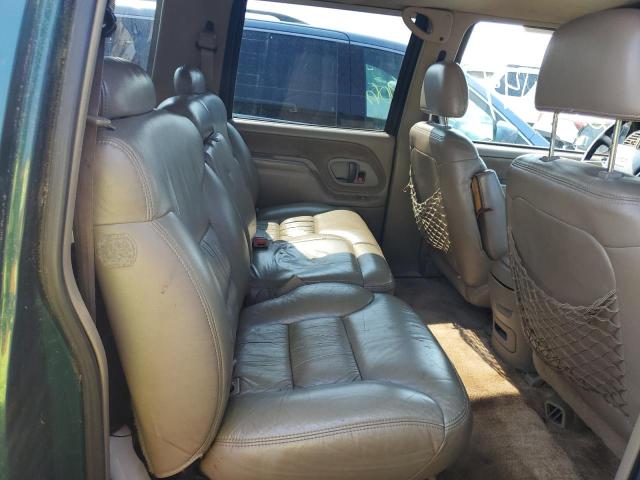 Photo 10 VIN: 3GNFK16R2VG153456 - CHEVROLET SUBURBAN 