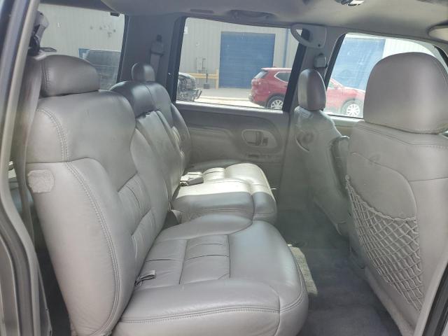 Photo 10 VIN: 3GNFK16R2XG252636 - CHEVROLET SUBURBAN 